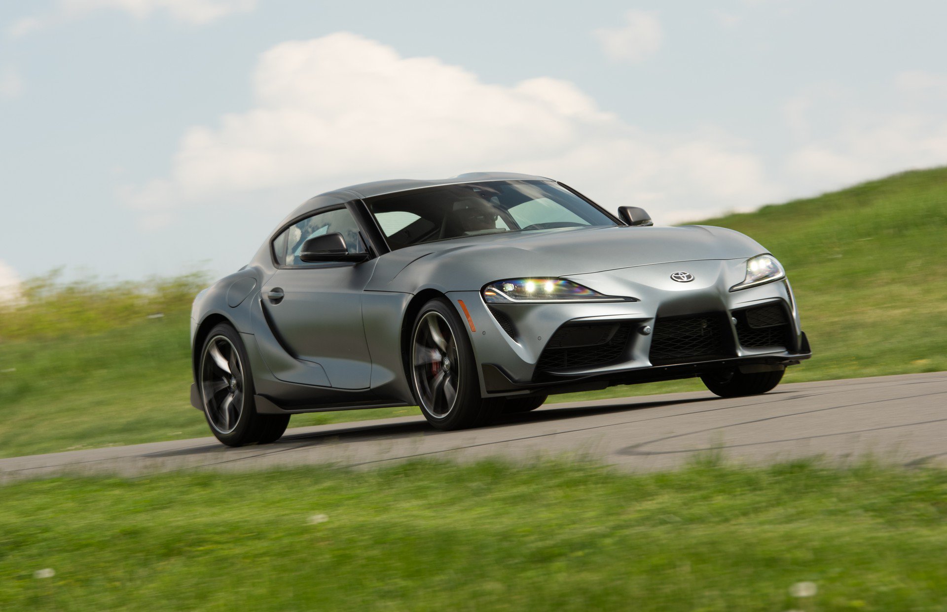 Toyota Supra 1 The 2020 Toyota Supra Can Hit 60 MPH In Just 3.8 Sec, 1/4 mile In 12.3 Sec