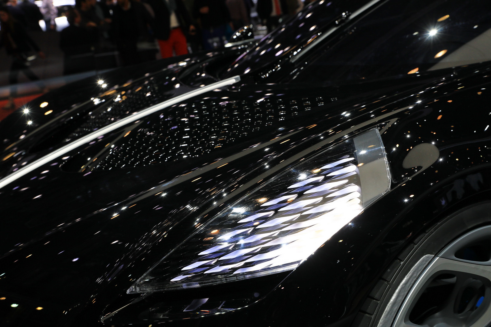 bugatti la voiture noire cr7 9 Cristiano Ronaldo Is Reportedly The Owner Of Bugatti’s One-Of-One La Voiture Noir