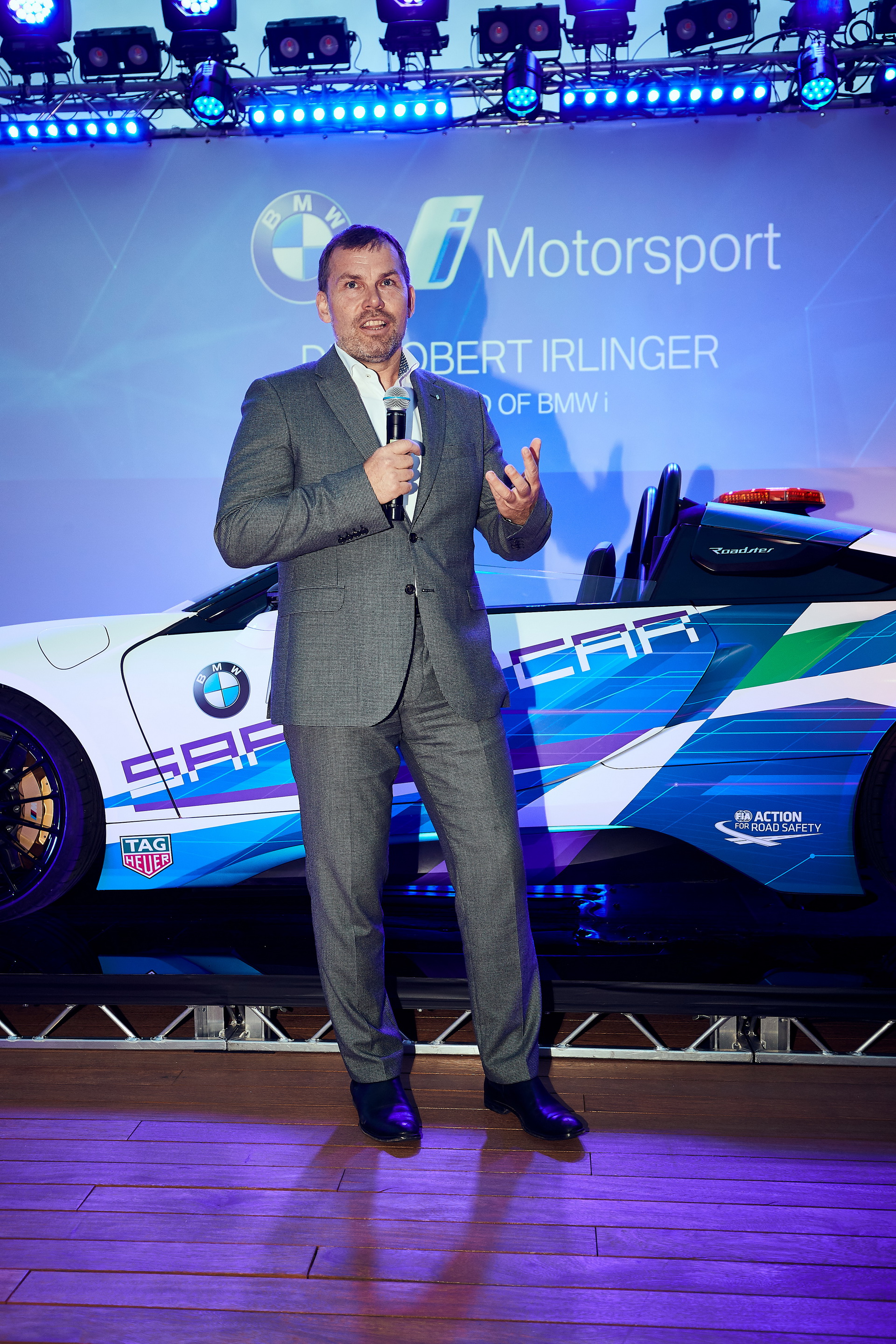 BMW-i8-Roadster-Safety-Car-51 BMW Makes i8 Roadster A Speedster For Formula E’s New Safety Car