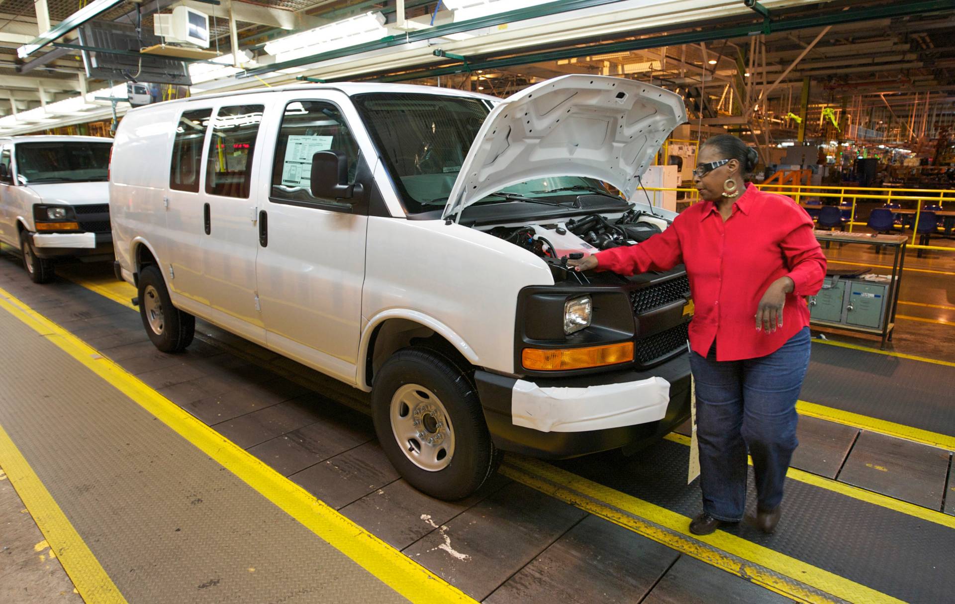 GM Wentzville plant assembly line 1 GM Said To Plan $1 Billion Investment To Expand Missouri Truck/Van Plant