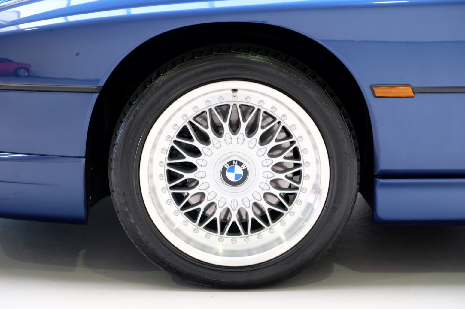 1995 bmw 850i 13 Get Your 1990s BMW Fix With These Beautiful Individual 850Ci And 750iL