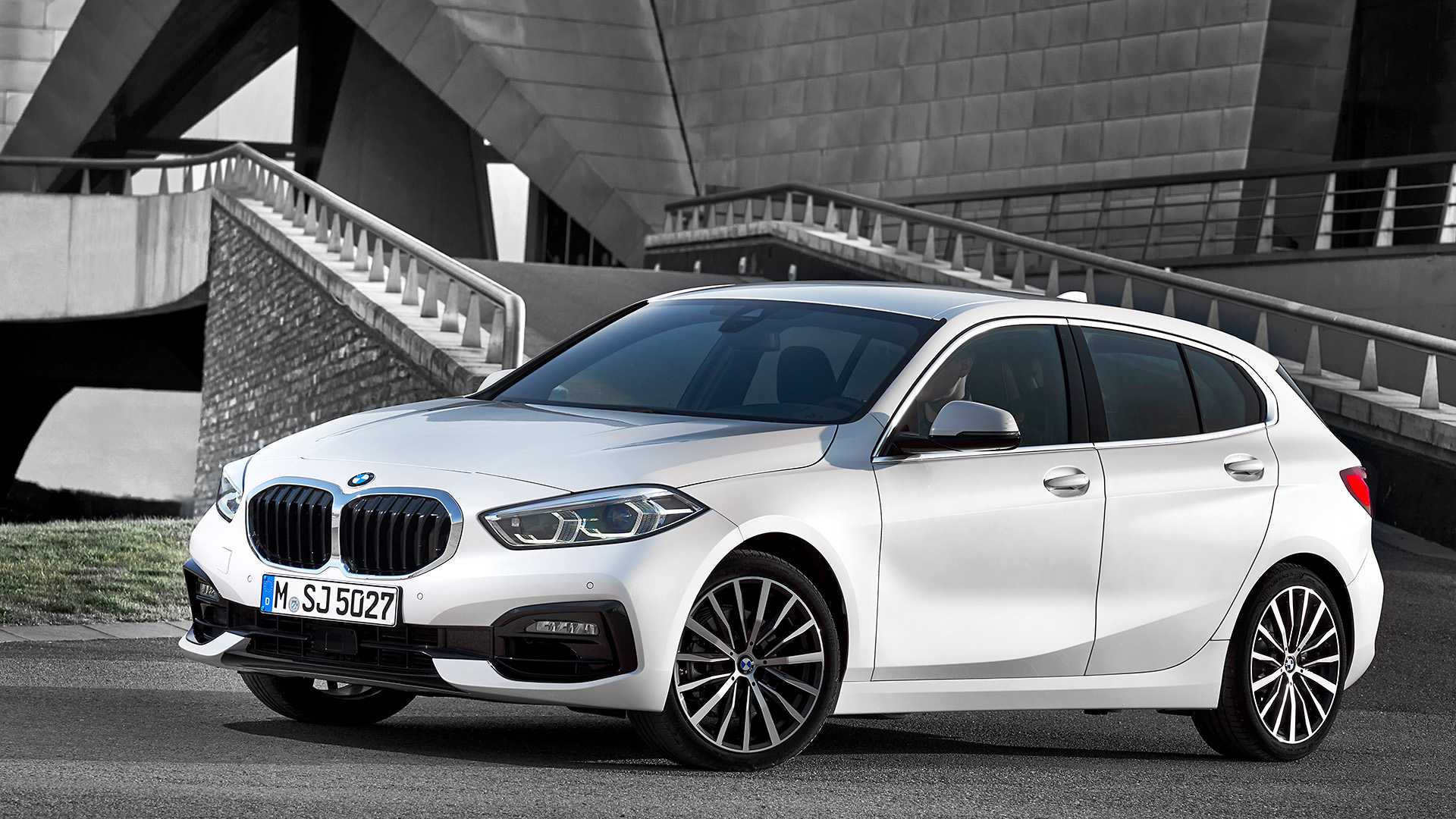 New BMW 1-Series Is FWD And Looks Just Like The X2