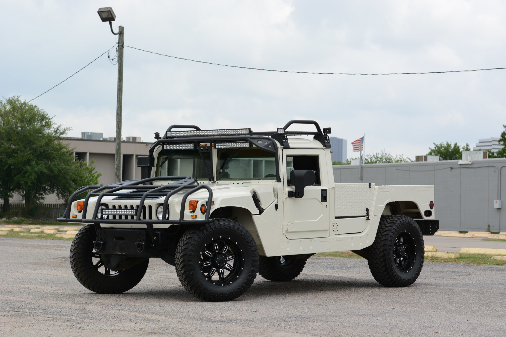 Hummer H1 2 For $40k, Would You Pick This Hummer H1 Pickup Or A Jeep Gladiator?