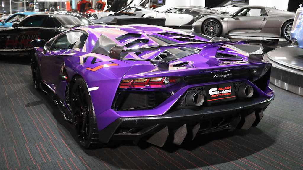 This Lamborghini Aventador SVJ Stands Out Even In Supercar-Infested Dubai