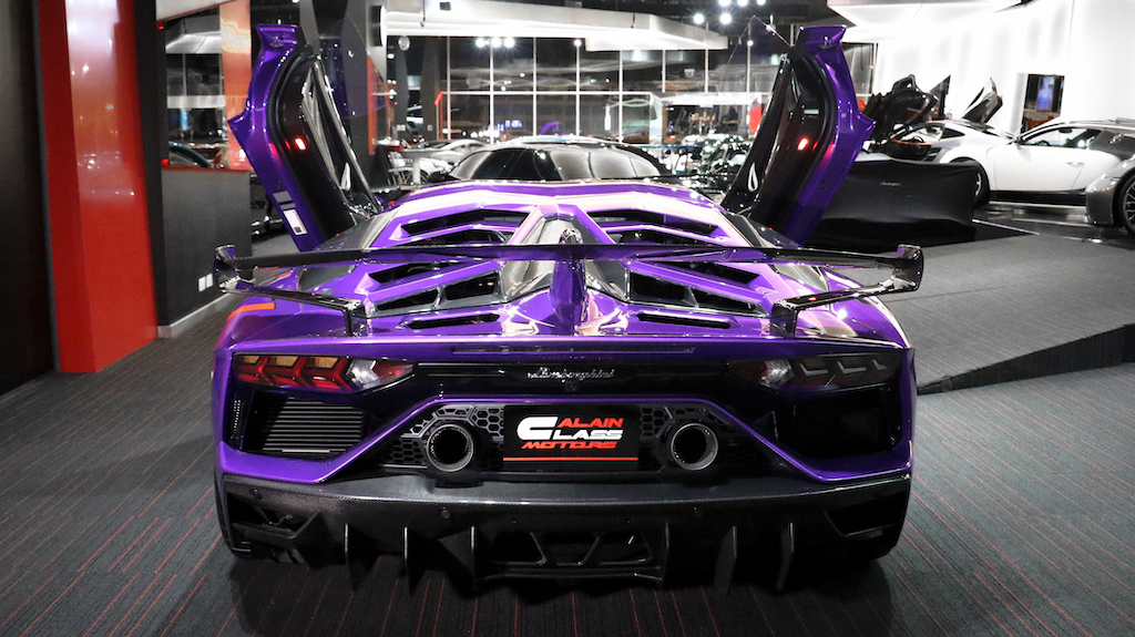 This Lamborghini Aventador SVJ Stands Out Even In Supercar-Infested Dubai