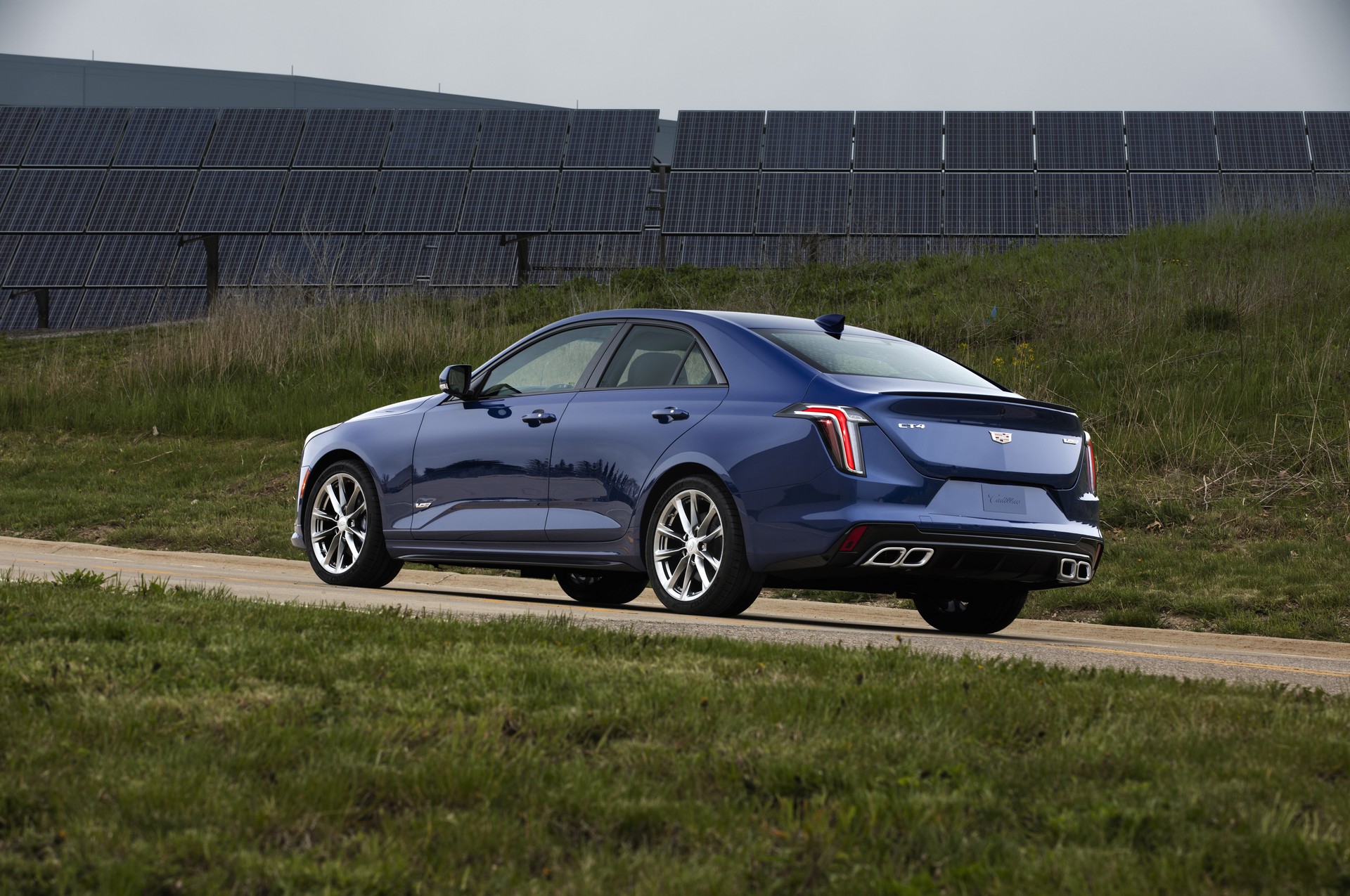 2020 Cadillac CT4-V Is Larger Outside, Smaller Inside Than ATS