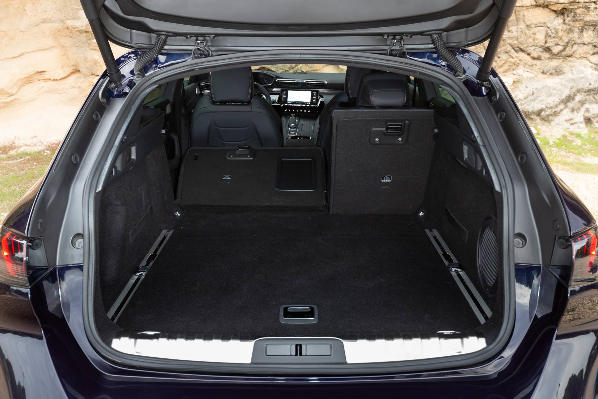 Is The New 2019 Peugeot 508 SW Cooler Than A Crossover?