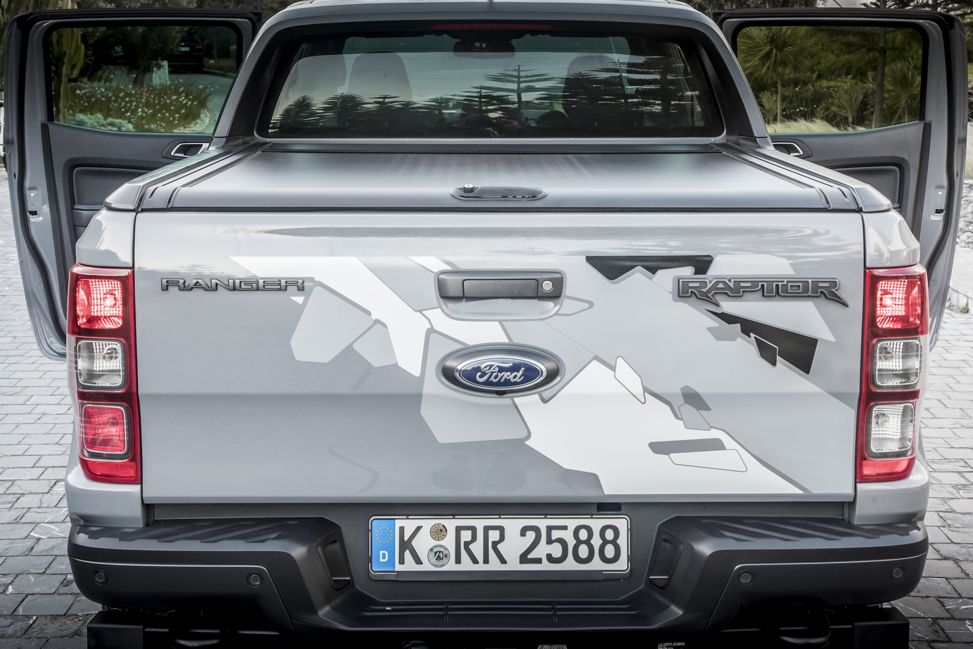 2019_FORD_RANGER_RAPTOR_67 Explore The 2019 Ford Ranger Raptor In 114 Images – And See What You’re Missing In The U.S.
