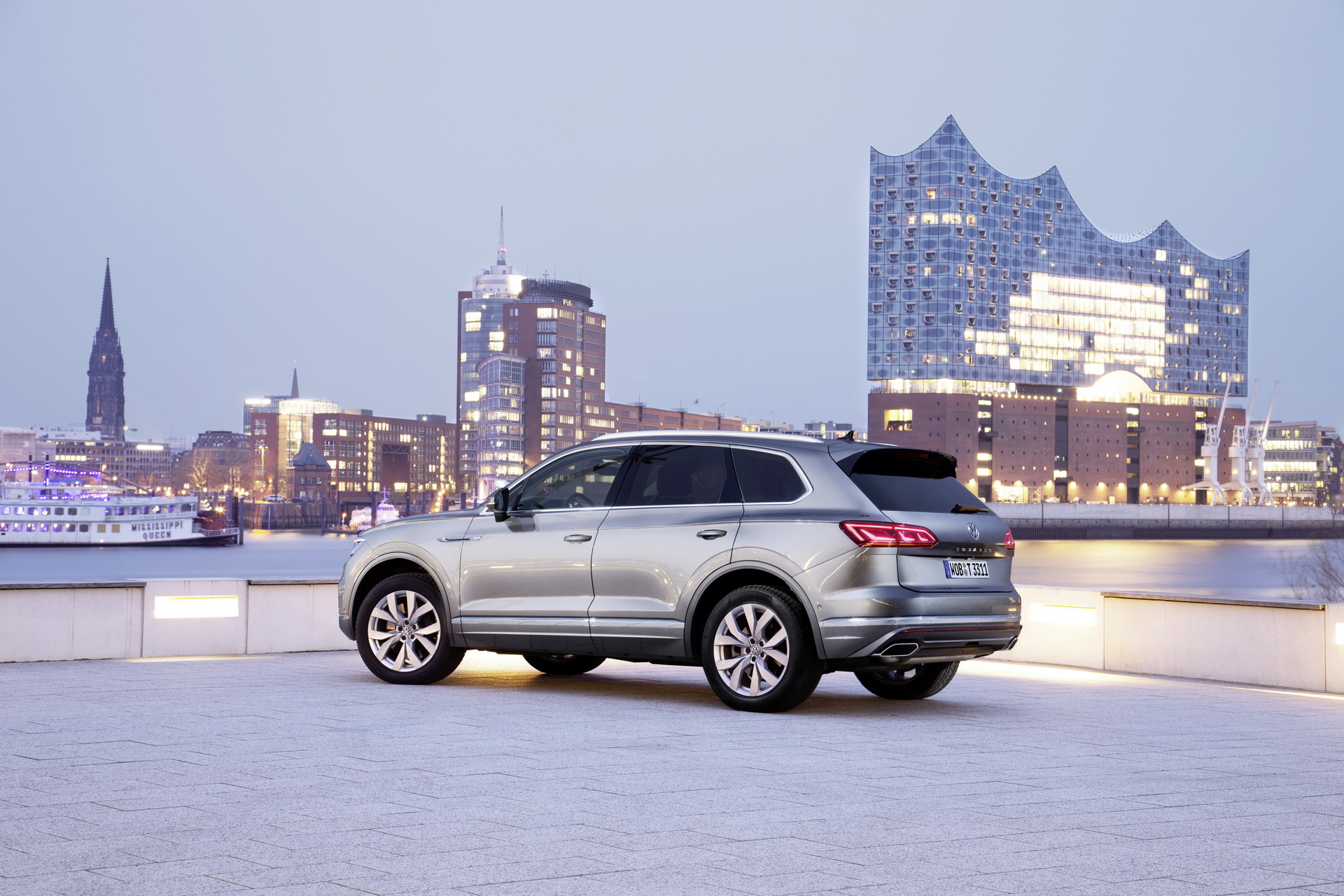 VW Touareg V8 TDI Order Books Open, Will Cost You At Least €89,825