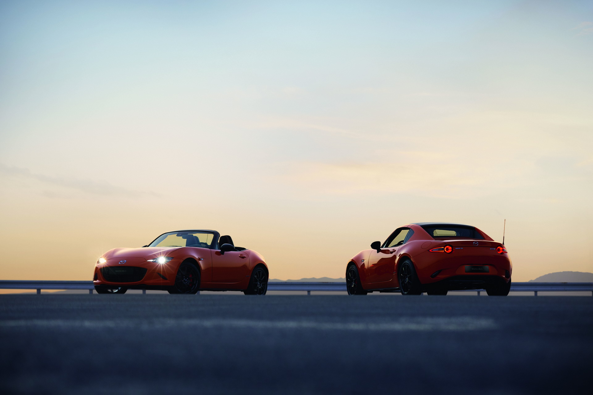 40b293f9-mazda-mx-5-30th-ann-5 Mazda USA Adds More MX-5 30th Anniversary Editions To Satisfy Demand