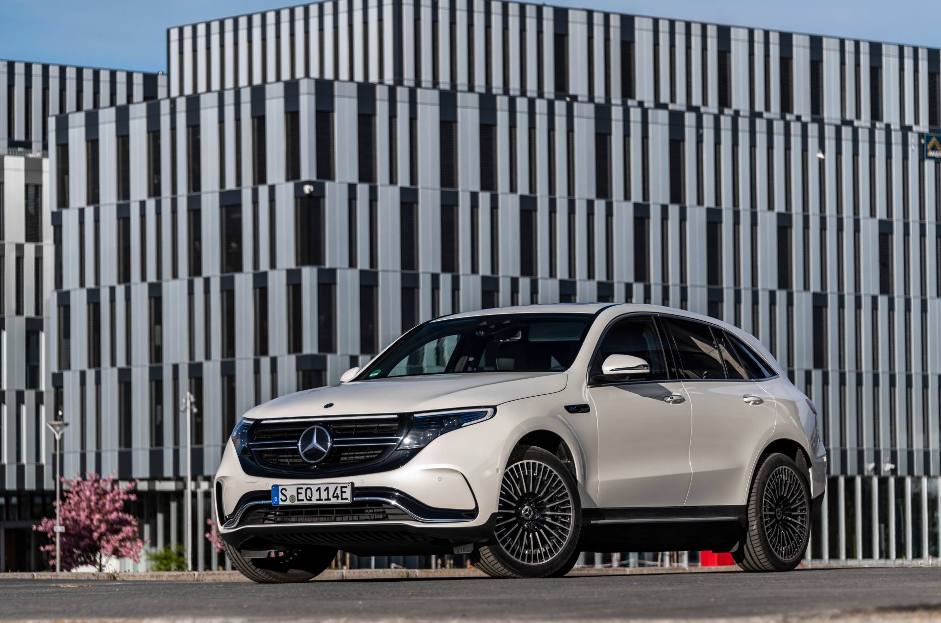 2020 Mercedes-Benz EQC 27 2020 Mercedes-Benz EQC Media Launch Takes Place In EV-Land