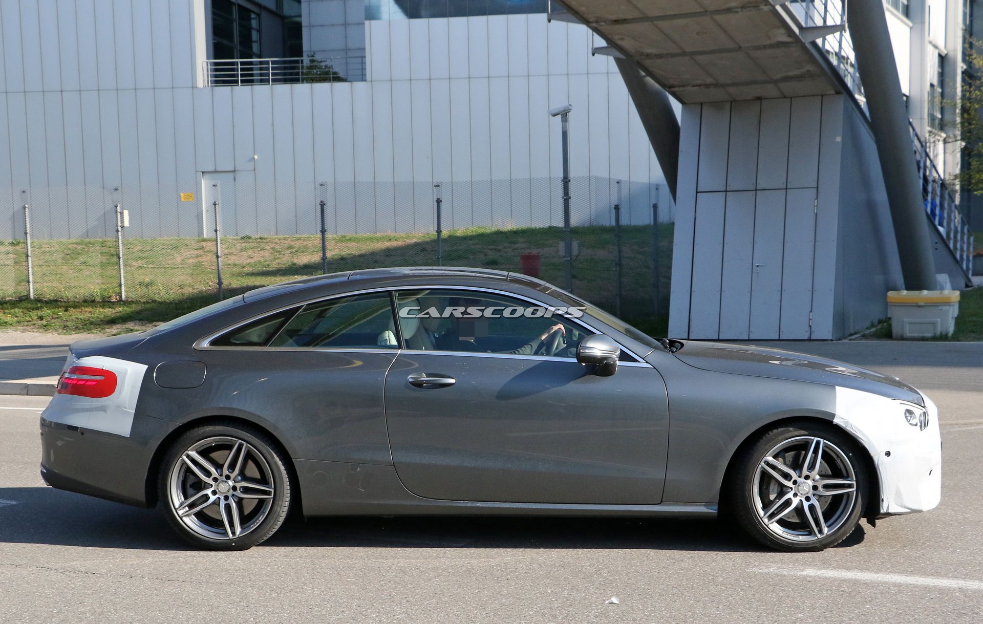 Mercedes EClass Coupe Spy Shots 8 2020 Mercedes-Benz E-Class Coupe Facelift Will Look Very Familiar