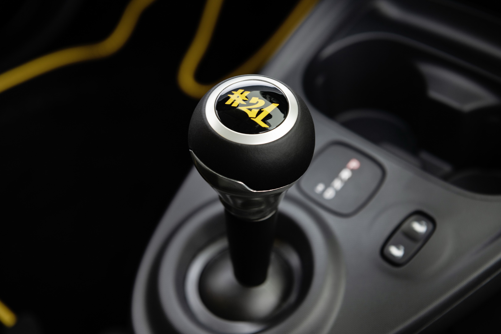 2019 smart fortwo final collectors edition konstantin grcic 14 Smart ForTwo ‘21’ Final Collector’s Edition Is A Last Hurrah To The ICE-Powered City Car