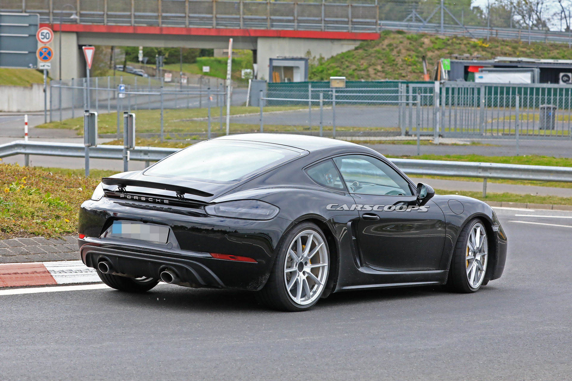 Porsche-718-Touring-Scoop-28 Porsche To Offer 6-Cylinder ‘Touring’ Versions Of 718 Boxster And Cayman