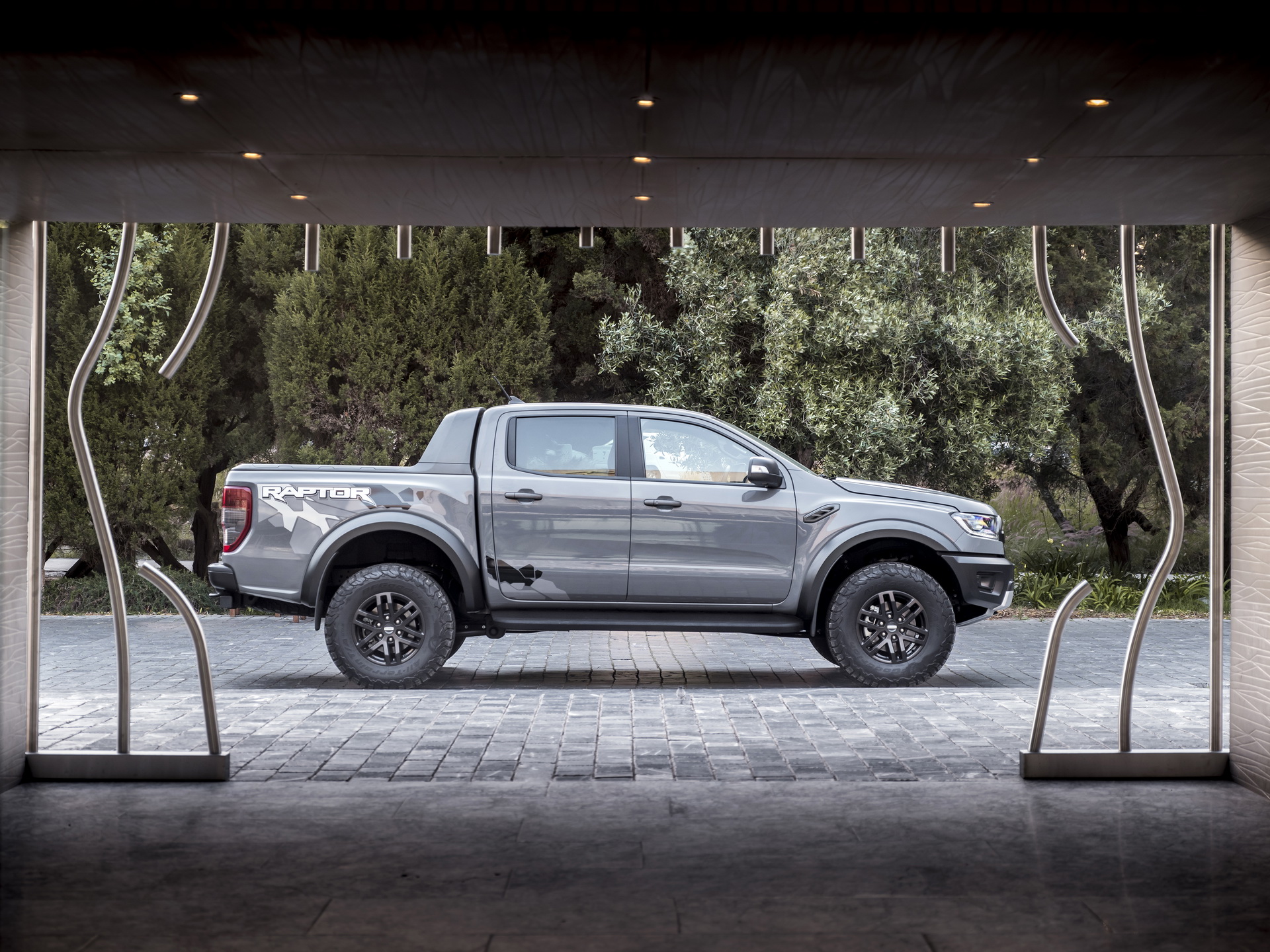 2019_FORD_RANGER_RAPTOR_08 Explore The 2019 Ford Ranger Raptor In 114 Images – And See What You’re Missing In The U.S.