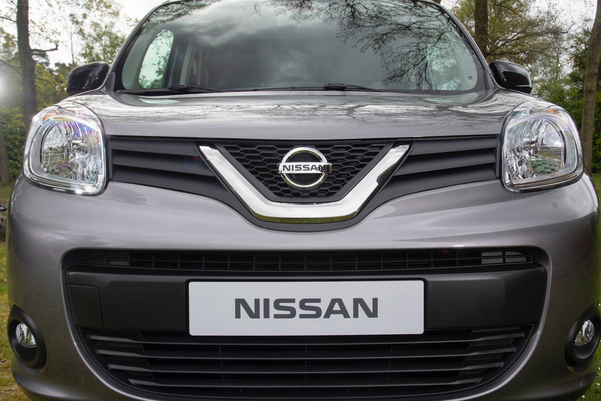 Nissan NV250 L2 Van 7 Badge-Engineered Nissan NV250 Compact Van Debuts In Europe