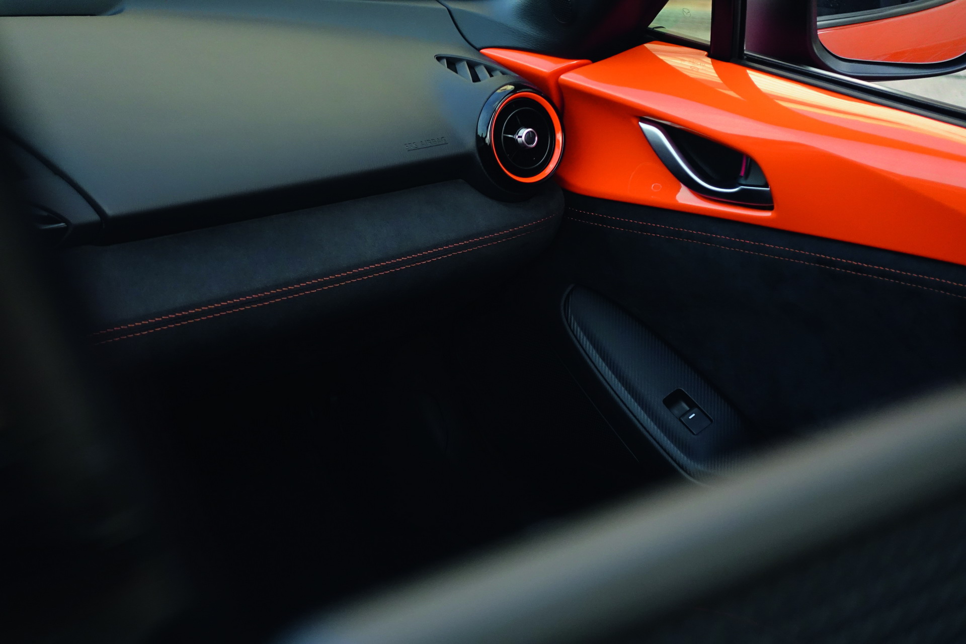 7c82feed-mazda-mx-5-30th-ann-10 Mazda USA Adds More MX-5 30th Anniversary Editions To Satisfy Demand