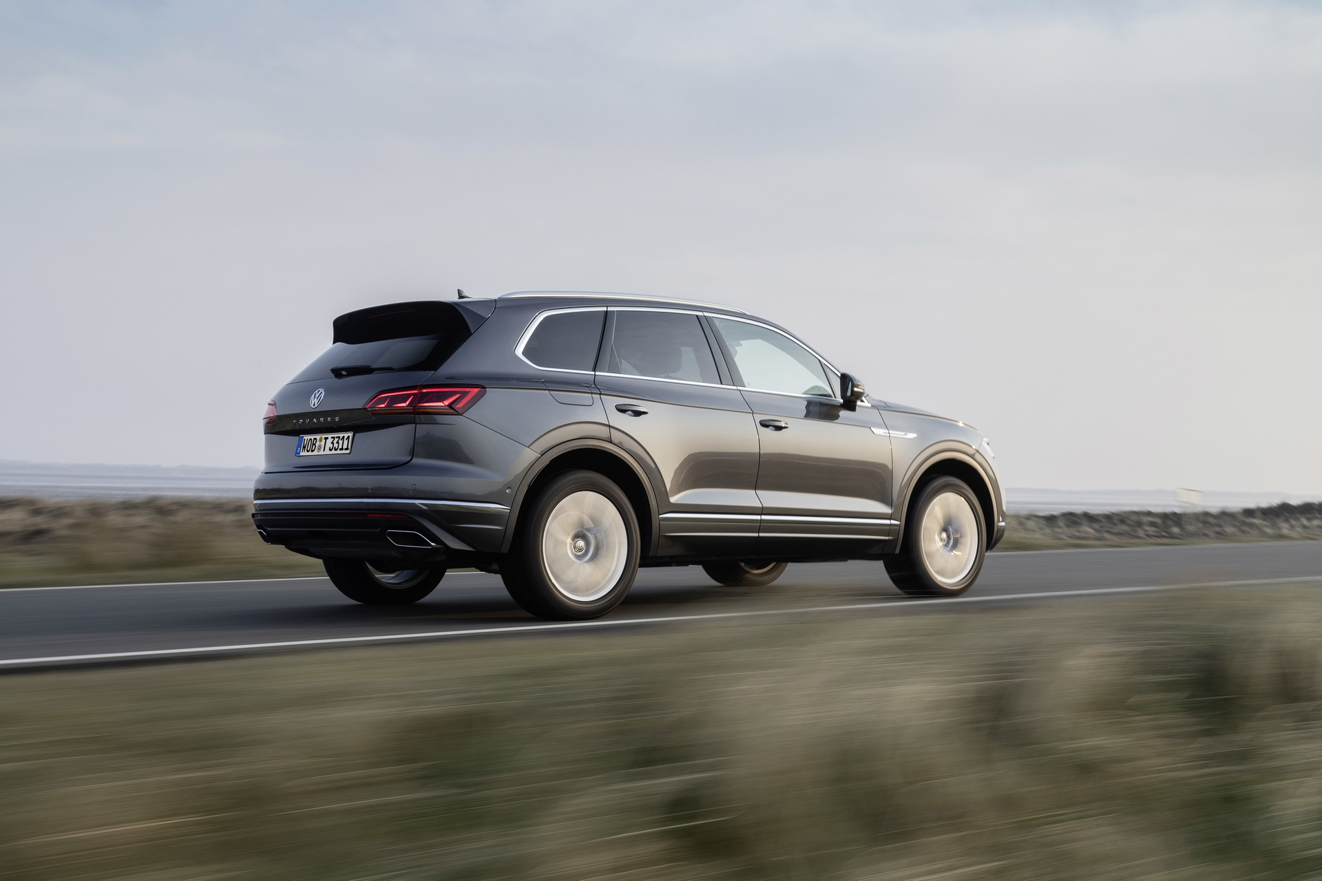 VW Touareg V8 TDI Order Books Open, Will Cost You At Least €89,825