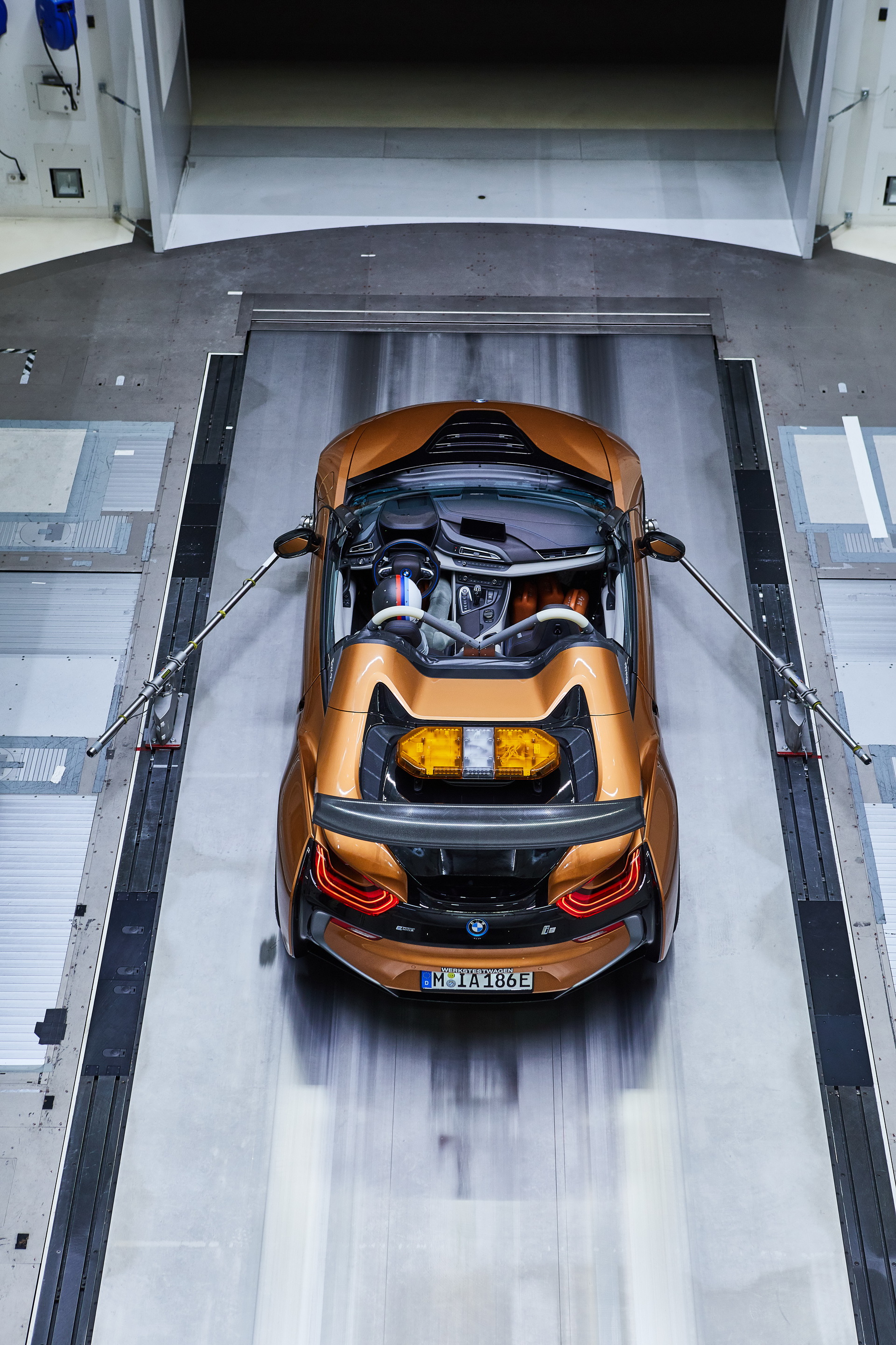 BMW-i8-Roadster-Safety-Car-45 BMW Makes i8 Roadster A Speedster For Formula E’s New Safety Car