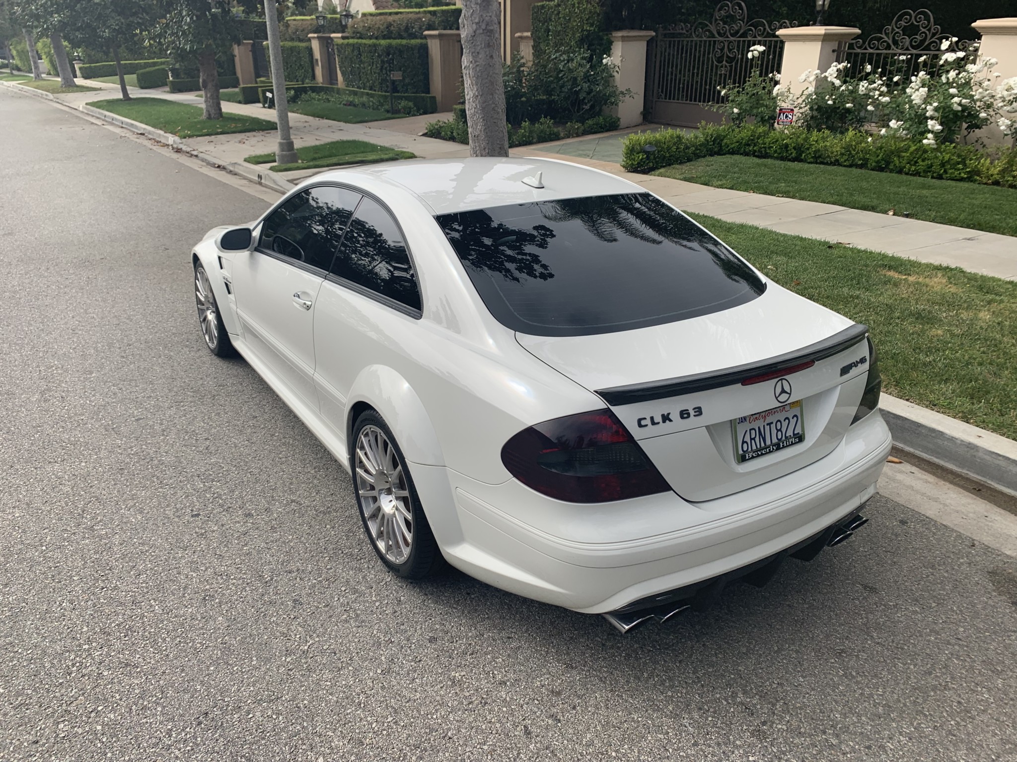 Mercedes Benz CLK 63 AMG Black 9 Mercedes-Benz CLK 63 AMG Black Series Looks Mean Even In White