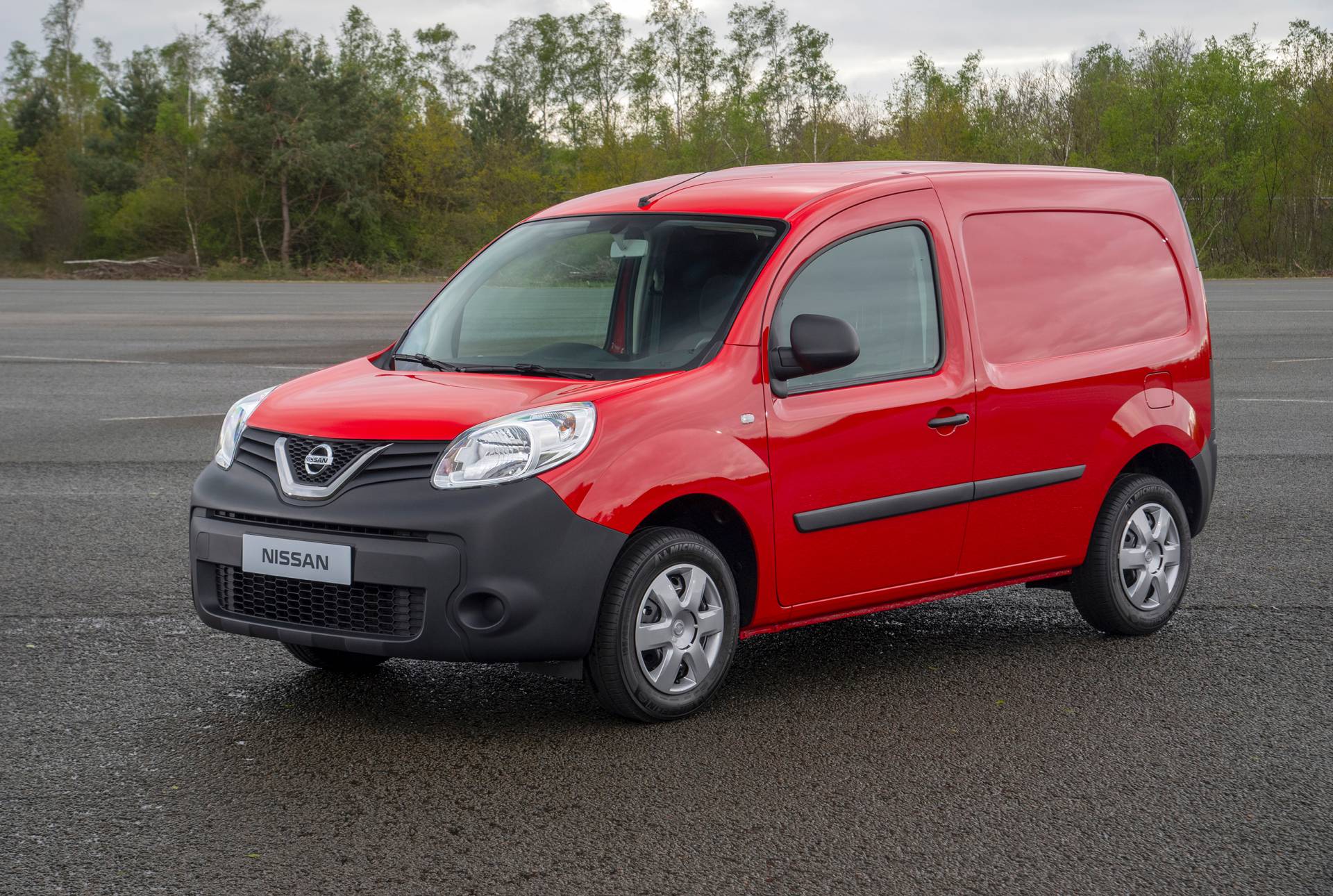 Nissan NV250 L1 Van 23 Badge-Engineered Nissan NV250 Compact Van Debuts In Europe