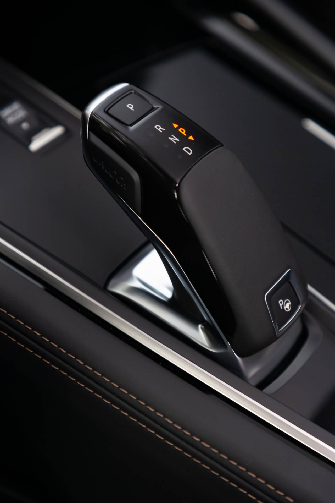 Is The New 2019 Peugeot 508 SW Cooler Than A Crossover?