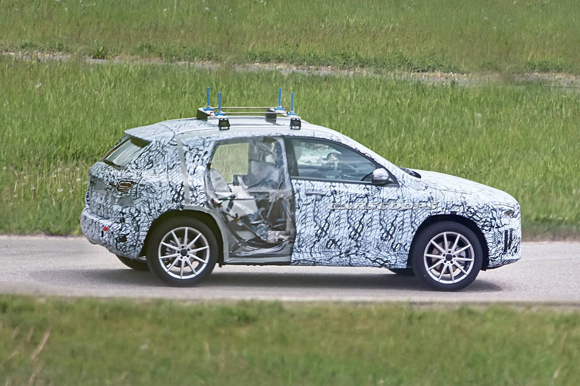 2020 Mercedes-Benz GLA Looks Almost Ready To Become The GLB’s Sportier Alternative