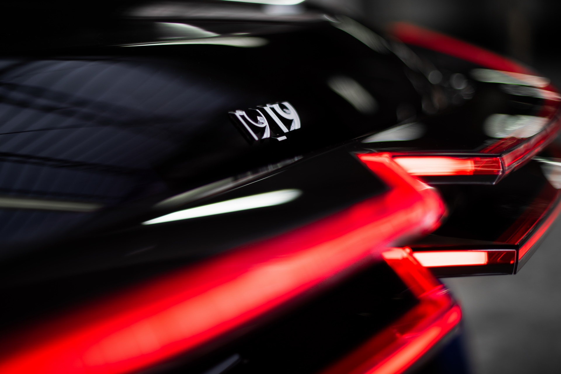 Citroen 19_19 CONCEPT 21 Citroen’s New Electric 19_19 Concept Has A 500 Mile Range And 30-inch Rims