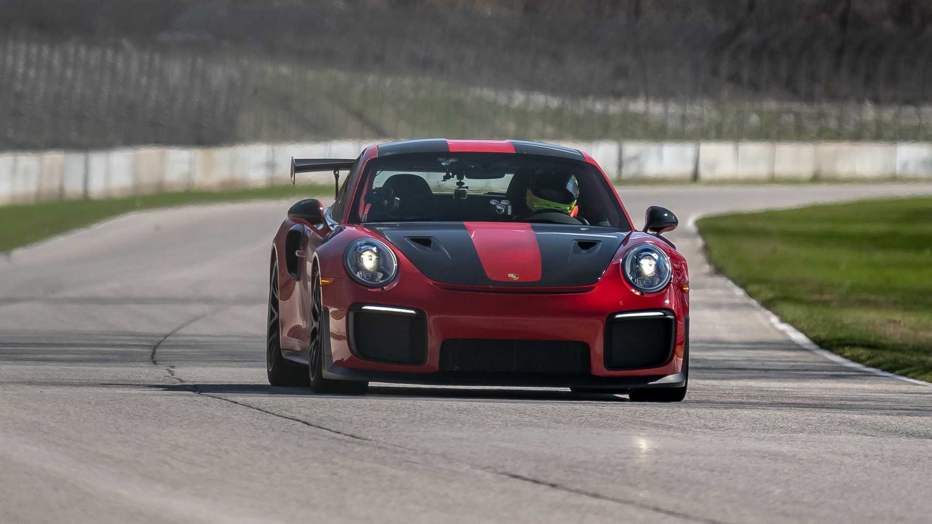 Porsche 911 GT2 RS Road America 7 Watch The Porsche 911 GT2 RS Set New Lap Record At Road America