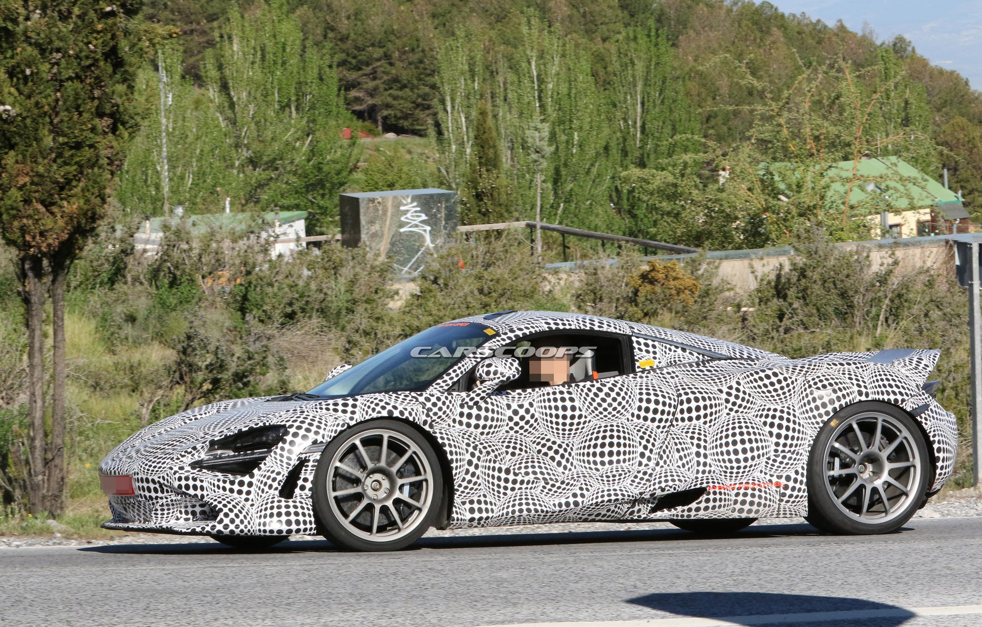 McLaren-720S-Hybrid-Mule-6 McLaren 720S Hybrid Mule Hints At The Future Of Performance (New Scoops)