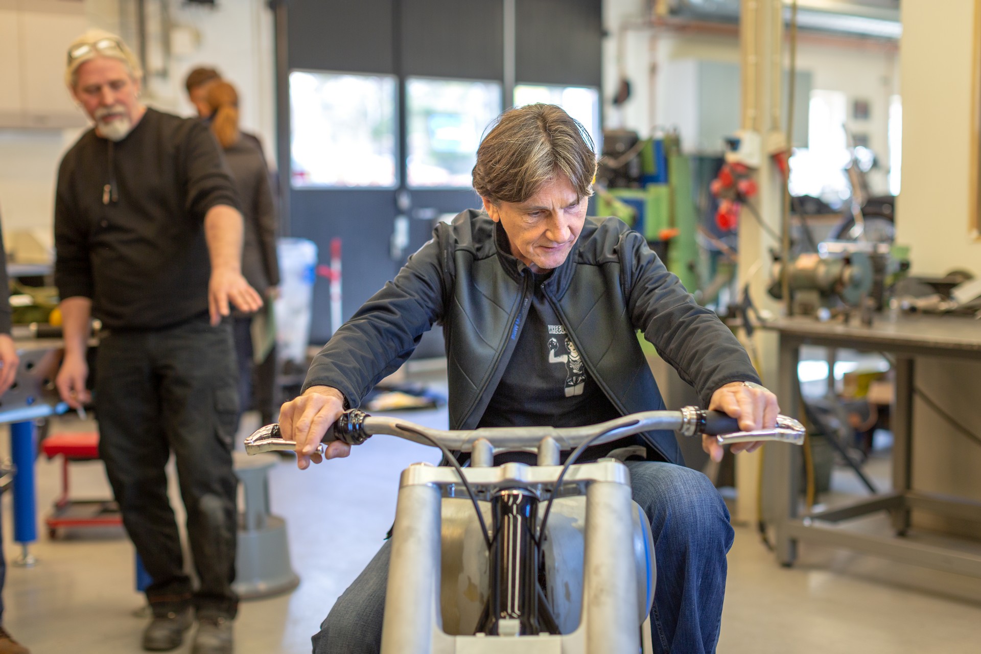 BMW’s R18 Concept Is A Minimalist Bike With An All-New Boxer Engine