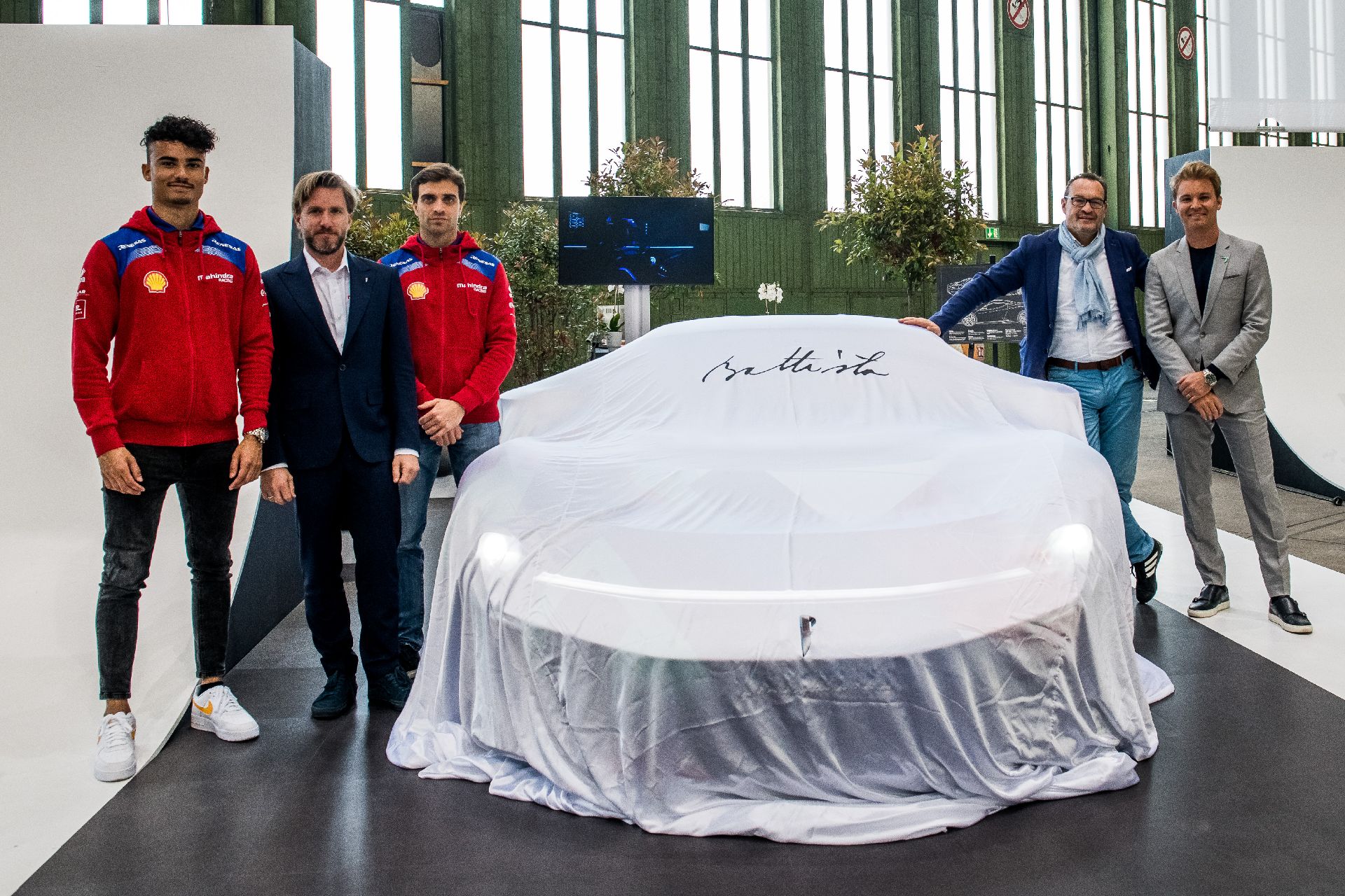 Pininfarina Creates Special Battista To Remember Leonardo da Vinci