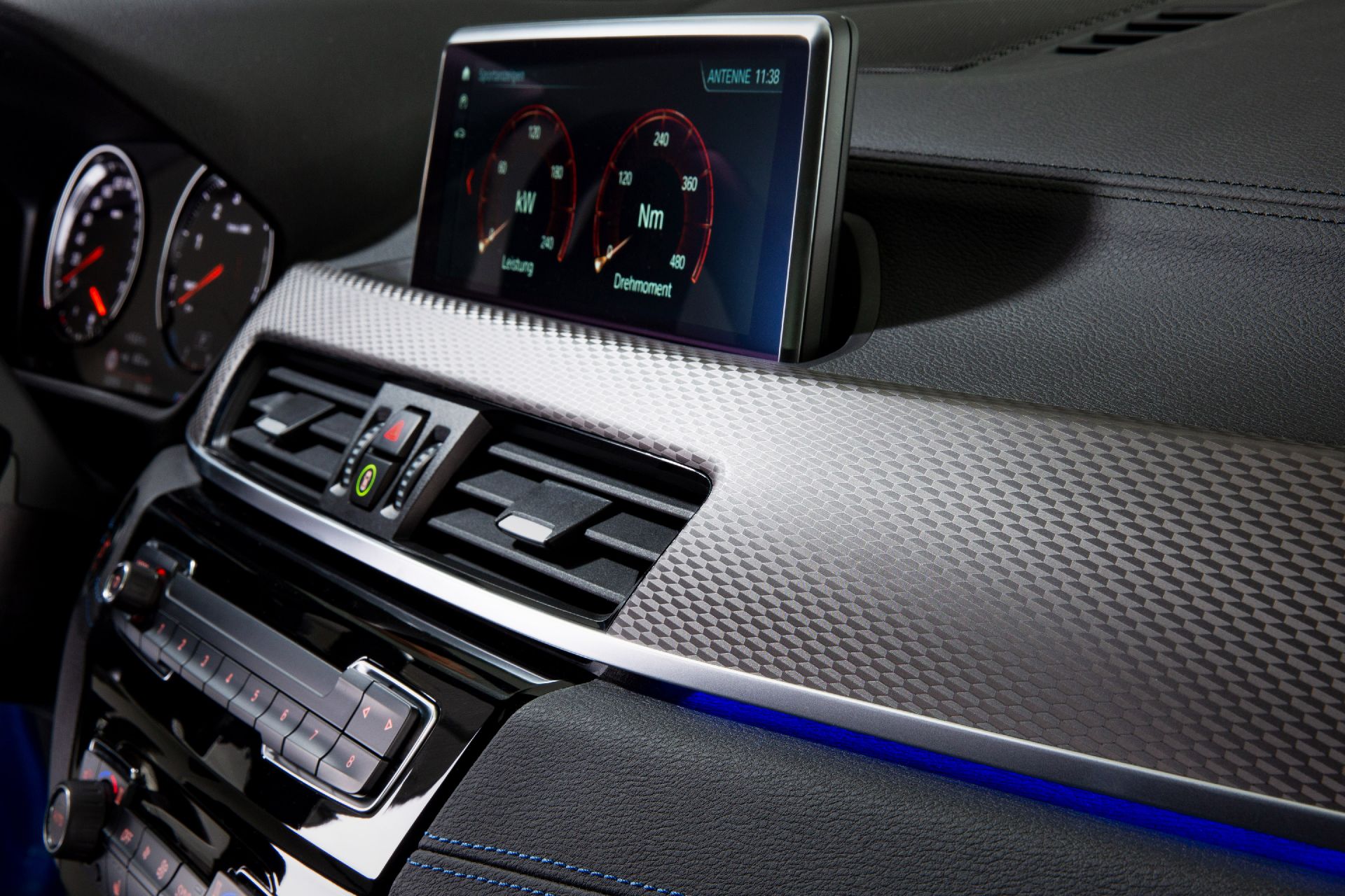 BMW_X2M35i Get A Good Look At The New BMW X2 M35i In This Mega Gallery