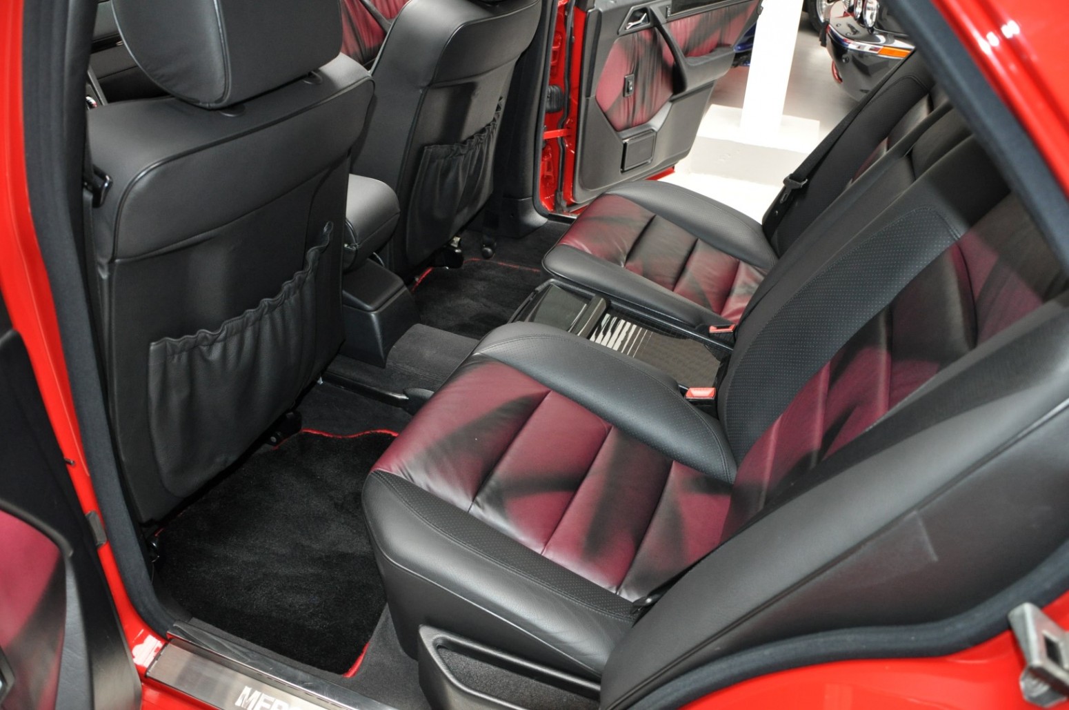 1995 Mercedes E60 AMG W124 9 1995 Mercedes E60 AMG Is A Souped-Up 500E Worth $170K