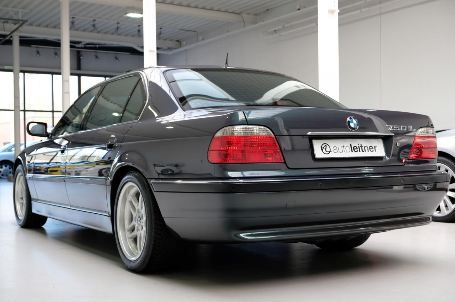 1999 bmw 750il 8 Get Your 1990s BMW Fix With These Beautiful Individual 850Ci And 750iL