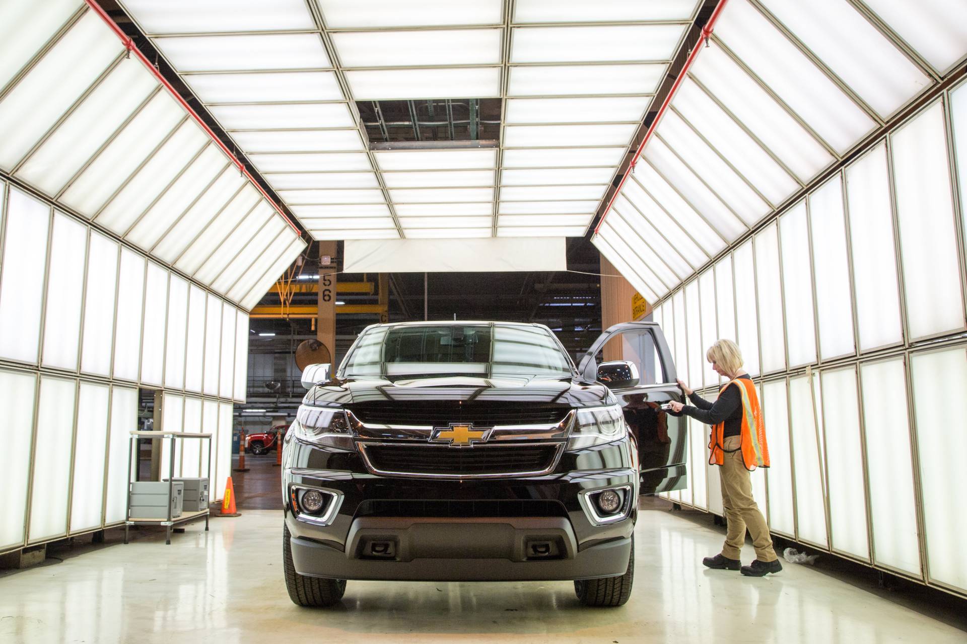 GM Wentzville plant assembly line 8 GM Said To Plan $1 Billion Investment To Expand Missouri Truck/Van Plant