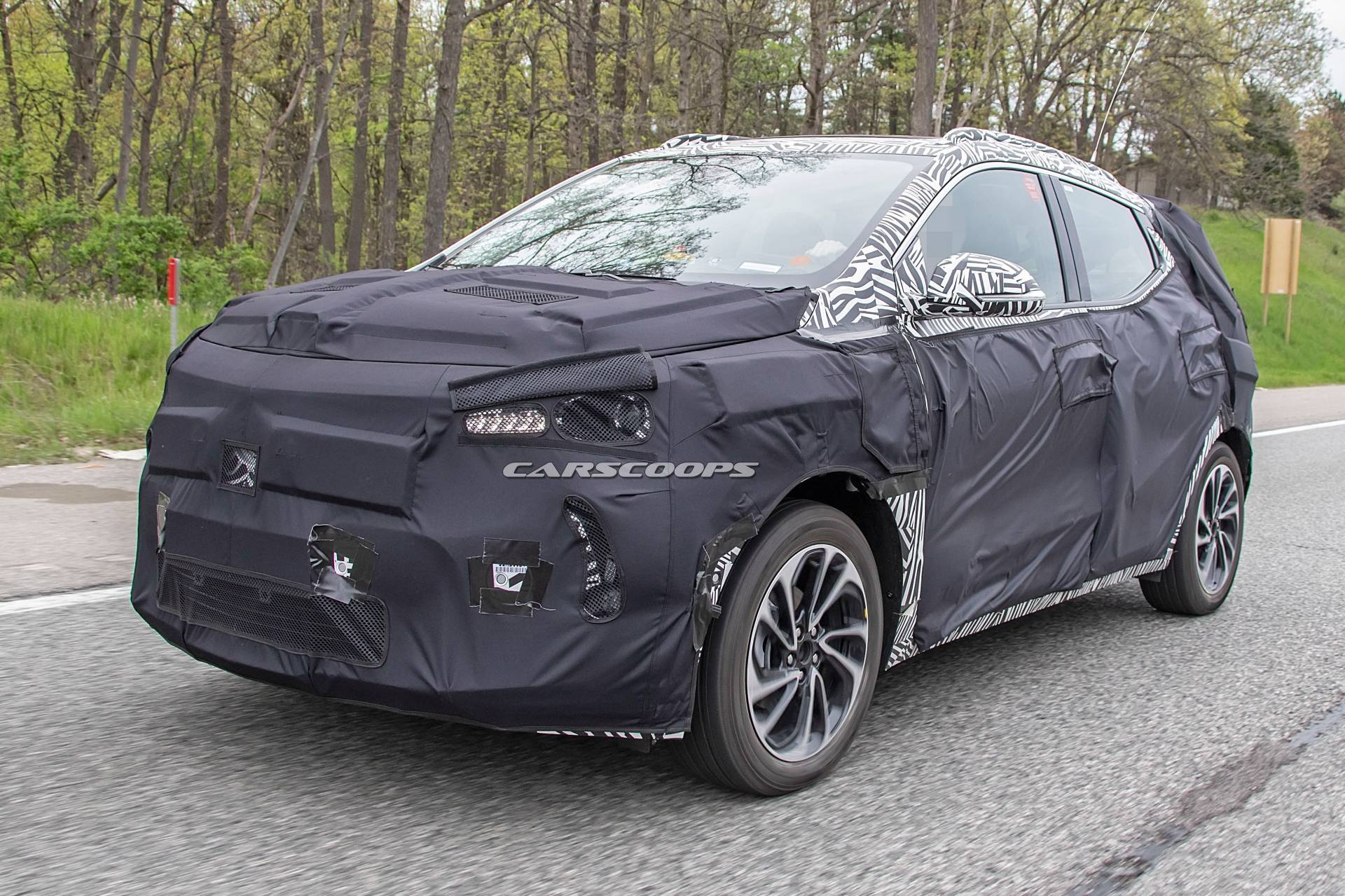 2021 Chevrolet Bolt EUV spy shots 1 2021 Chevrolet Bolt EUV Is A Bolt EV Wrapped As A Crossover