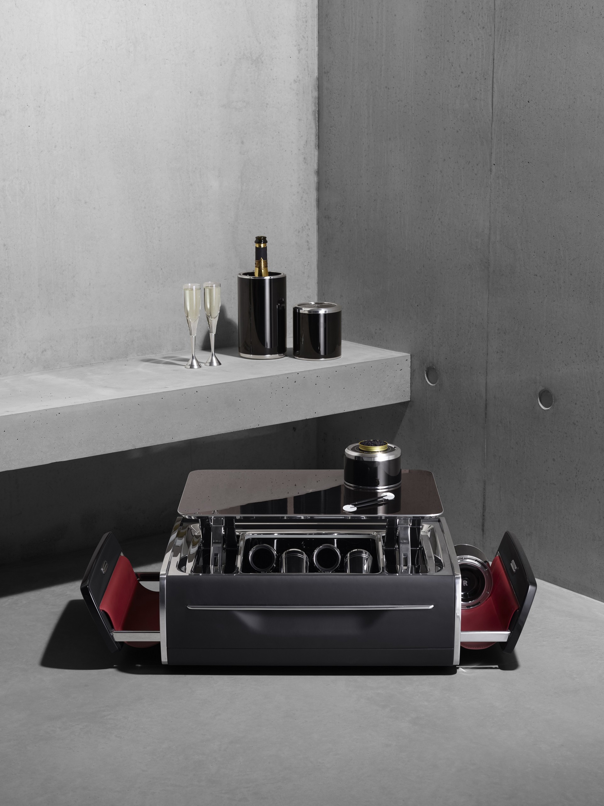 Rolls-Royce Champagne Chest-1 Rolls-Royce’s New Champagne Chest Costs More Than A New BMW Sedan