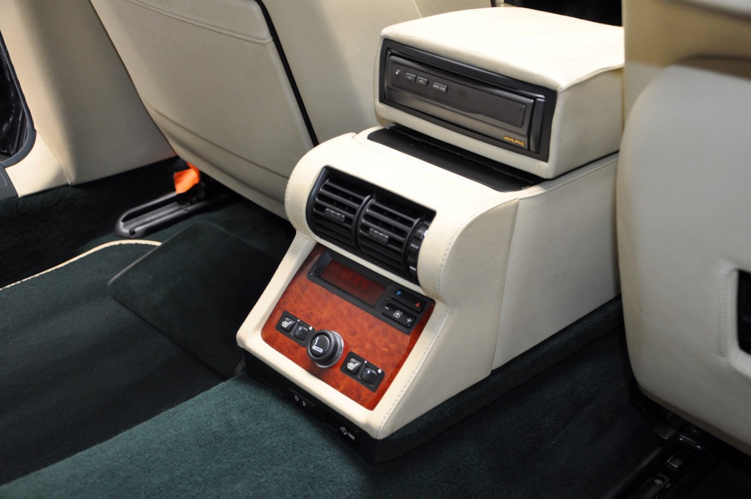 1999 bmw 750il 53 Get Your 1990s BMW Fix With These Beautiful Individual 850Ci And 750iL