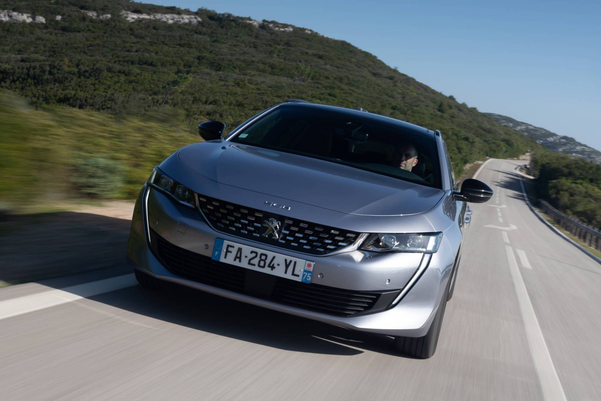 Is The New 2019 Peugeot 508 SW Cooler Than A Crossover?