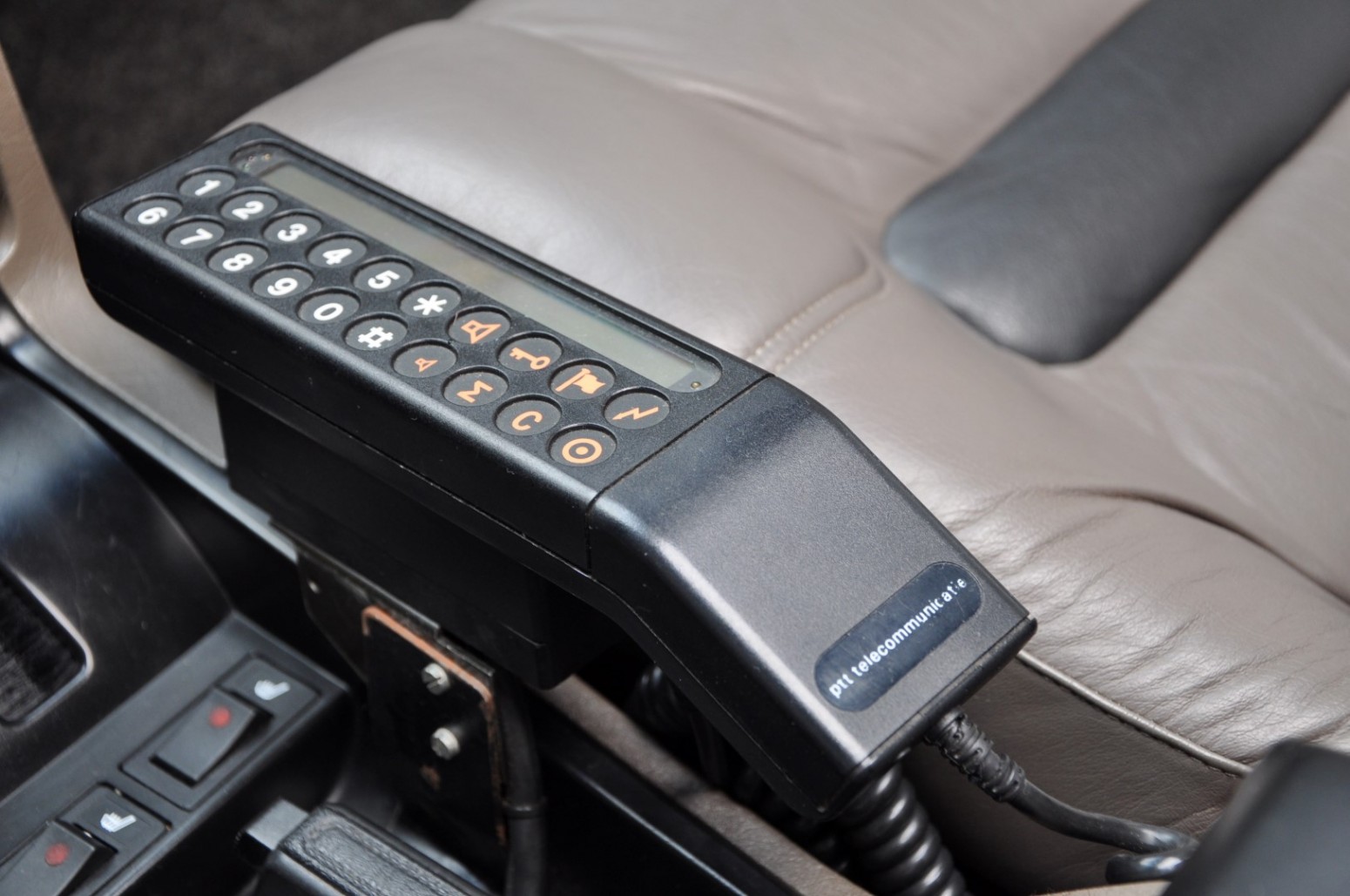 1988 Volvo 780 Coupe Bertone 29 Pristine 1988 Volvo 780 Coupe Blends Bertone Styling With Swedish Flair For €47,500