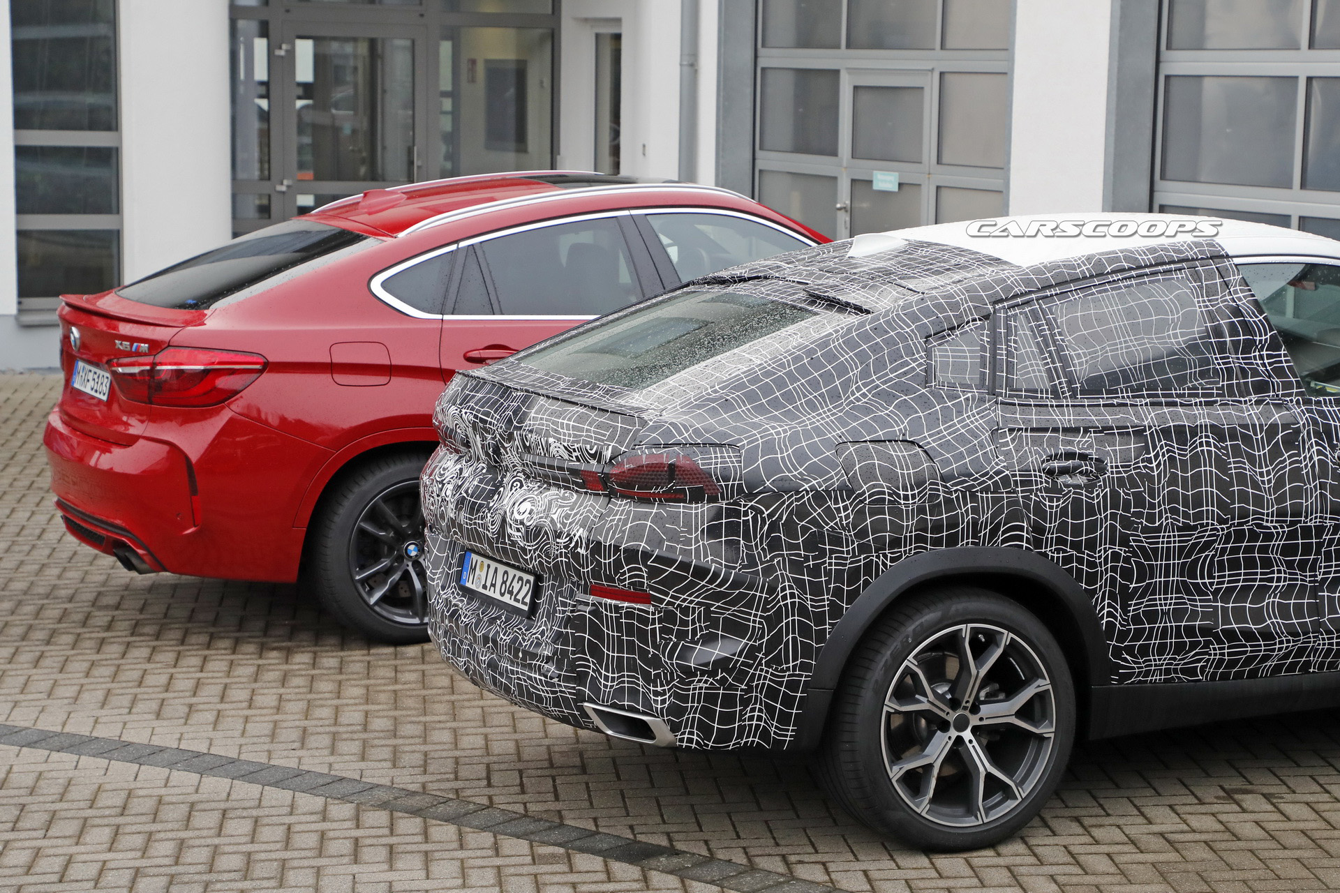 2020 bmw x6 spied with current model 4 2020 BMW X6 Poses Next To 2019 X6 M For Good Measure
