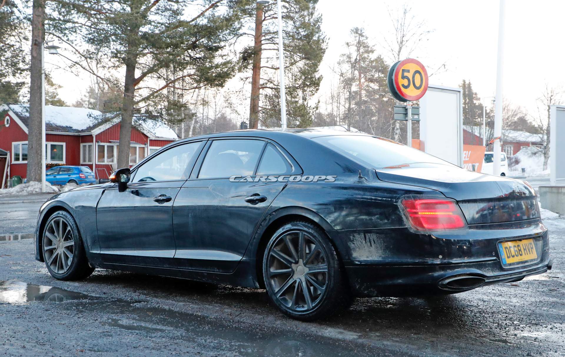 2020 bentley continental flying spur interior tease 5 Bentley Teases New Flying Spur’s 3D Textured Leather Upholstery