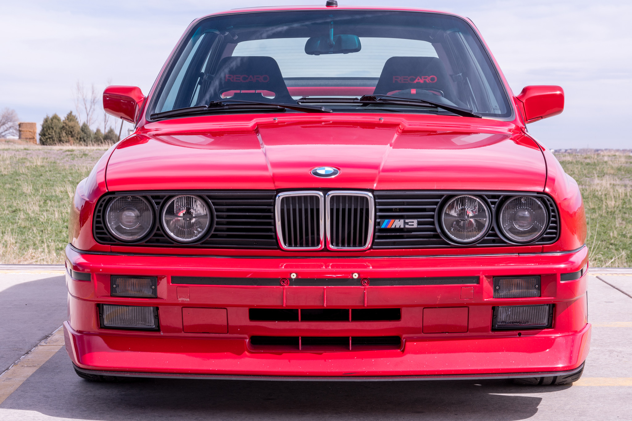 Want This 1989 BMW M3? It Goes For At Least $36K – And You’ve Got 10 Hours To Bid On It