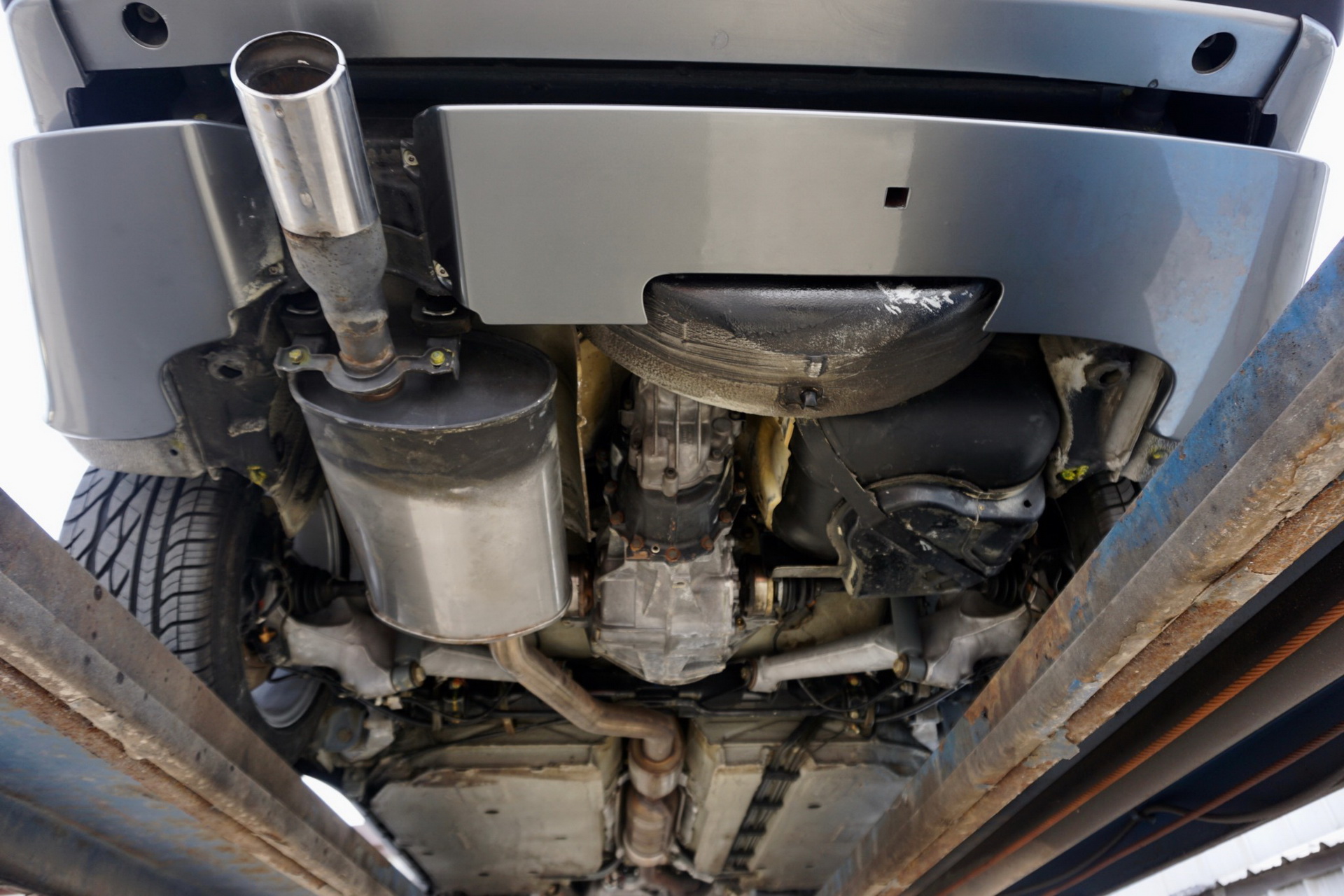 1990 porsche 944 s2 cabrio auction 75 This 1990 Porsche 944 S2 Cabriolet Was Sitting In Storage For 24 years