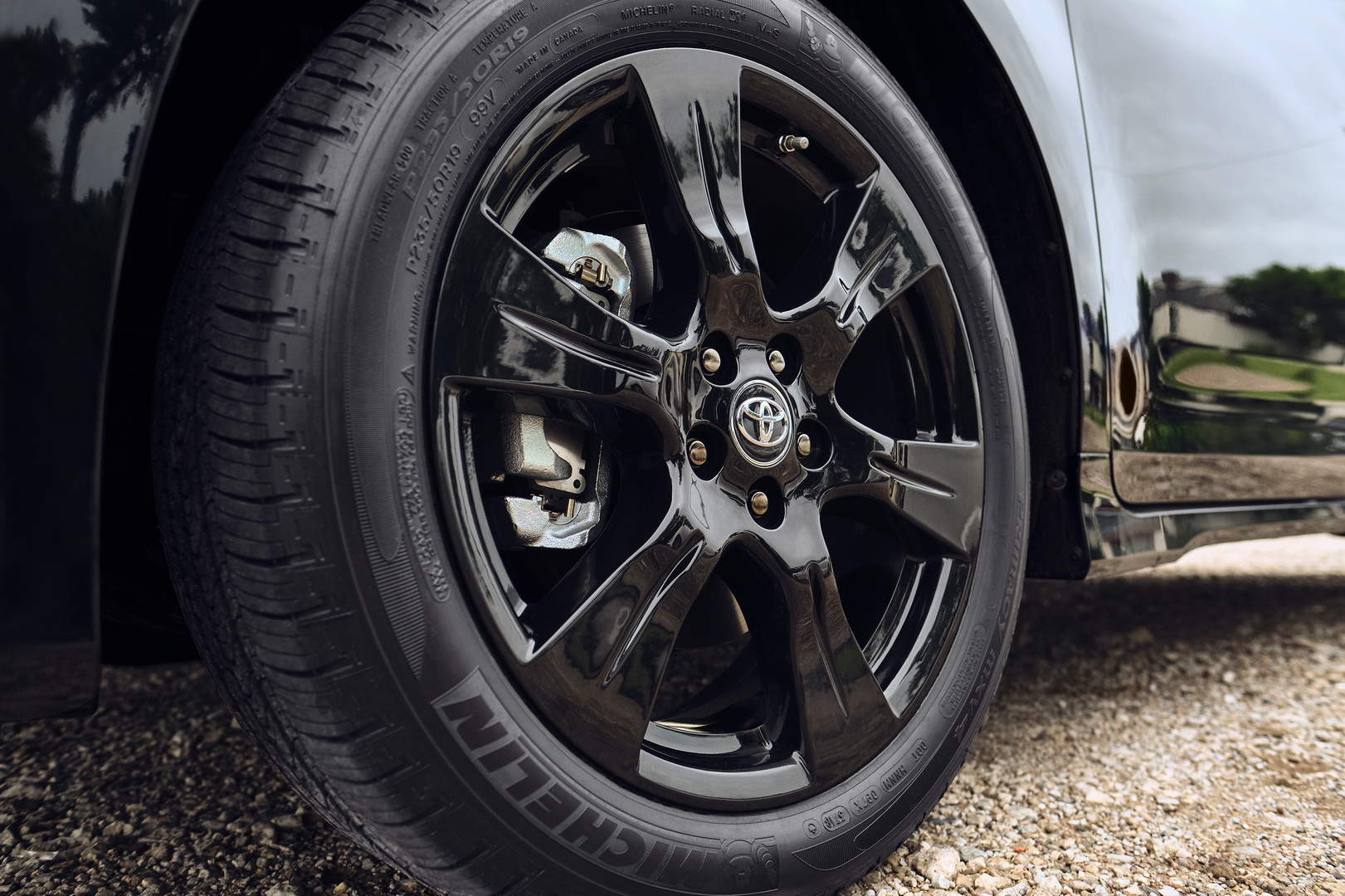 Toyota Sienna Gets Minor Updates, Nightshade Edition For 2020MY