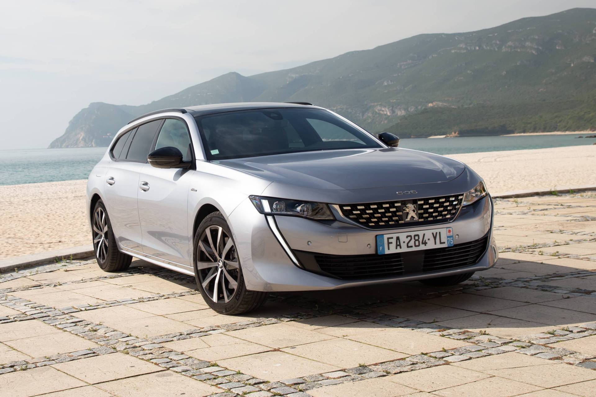 Is The New 2019 Peugeot 508 SW Cooler Than A Crossover?