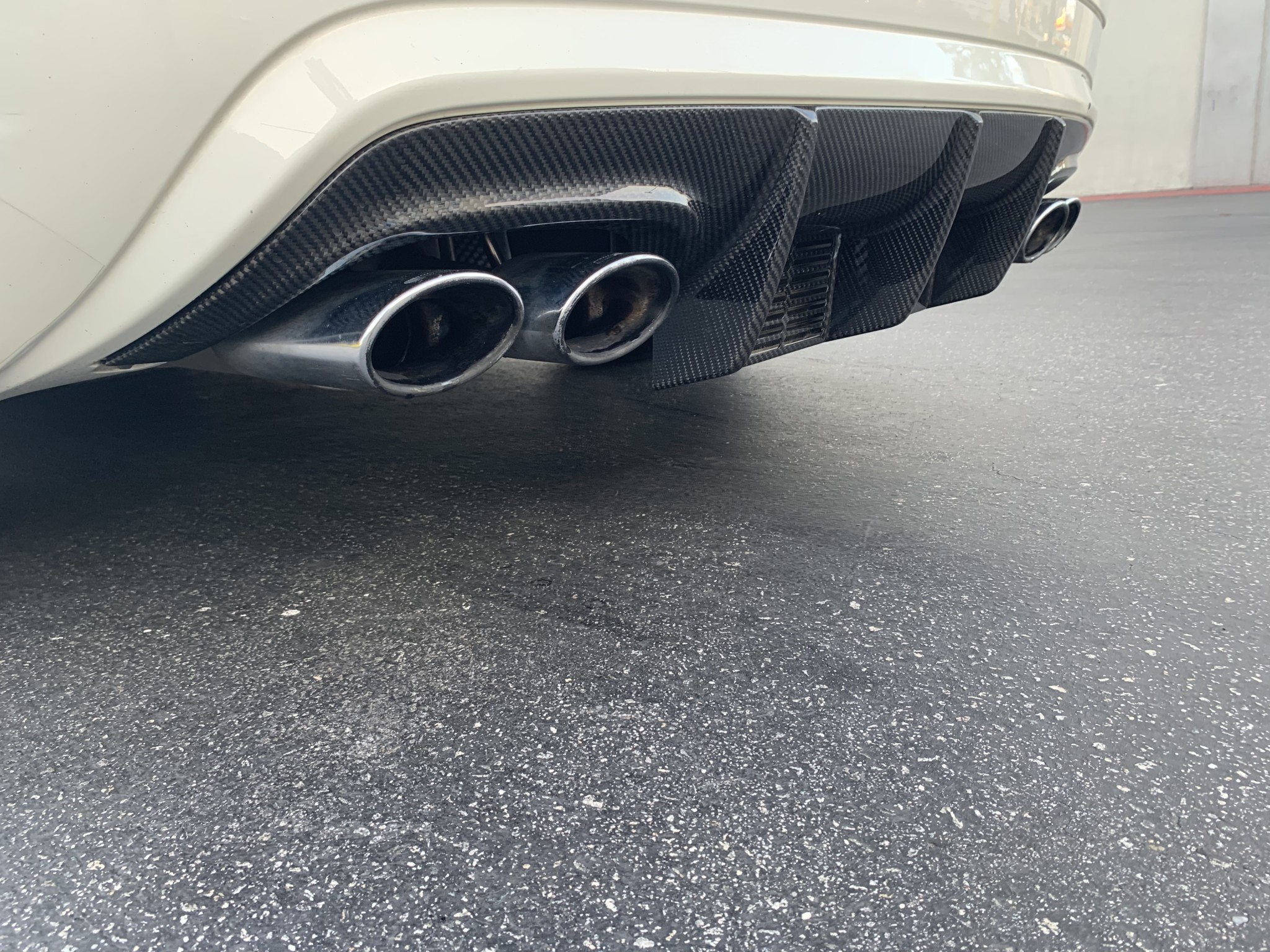 Mercedes Benz CLK 63 AMG Black 19 Mercedes-Benz CLK 63 AMG Black Series Looks Mean Even In White