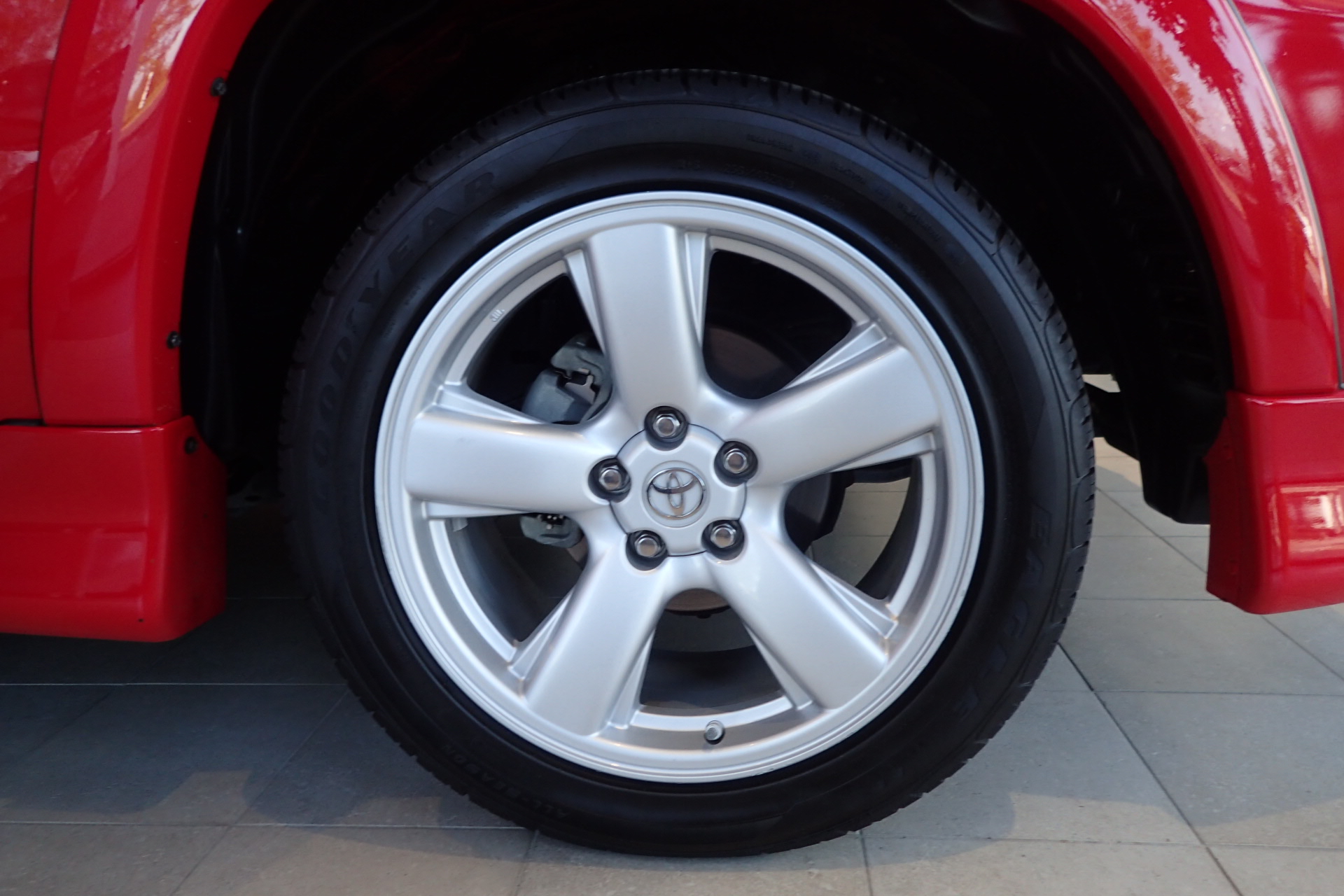 2007 toyota tacoma xrunner auction 30 2007 Toyota Tacoma X-Runner Is A Fun Little Pickup From The Past