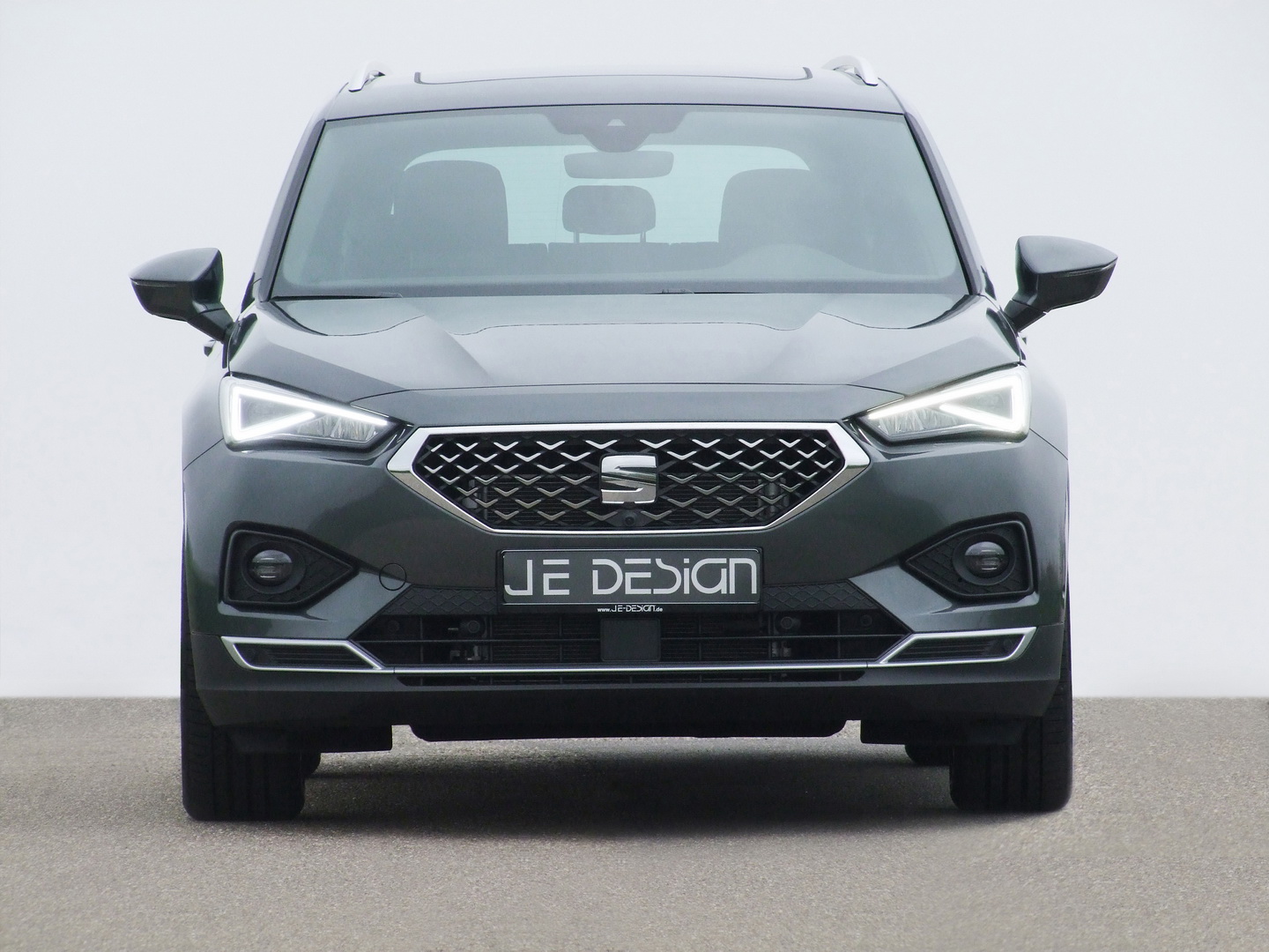 JE Design Spices Up Seat Tarraco With Modest Visual Changes